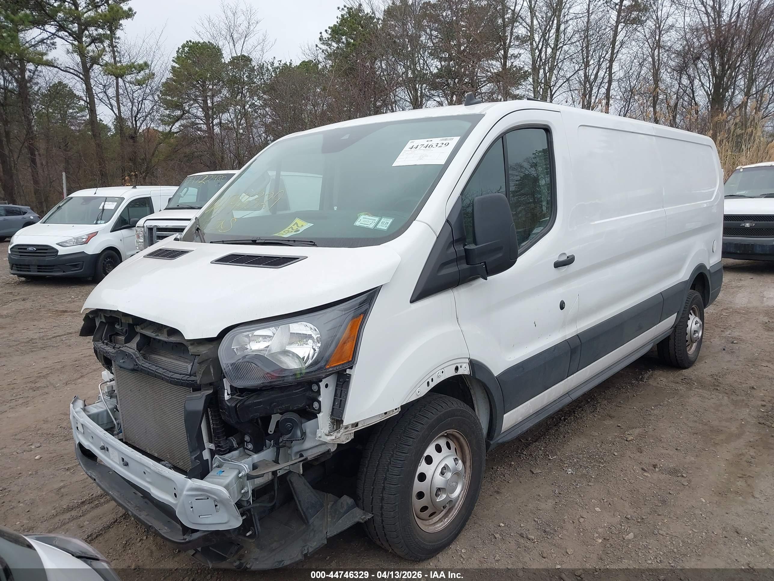 FORD TRANSIT-250 image 2