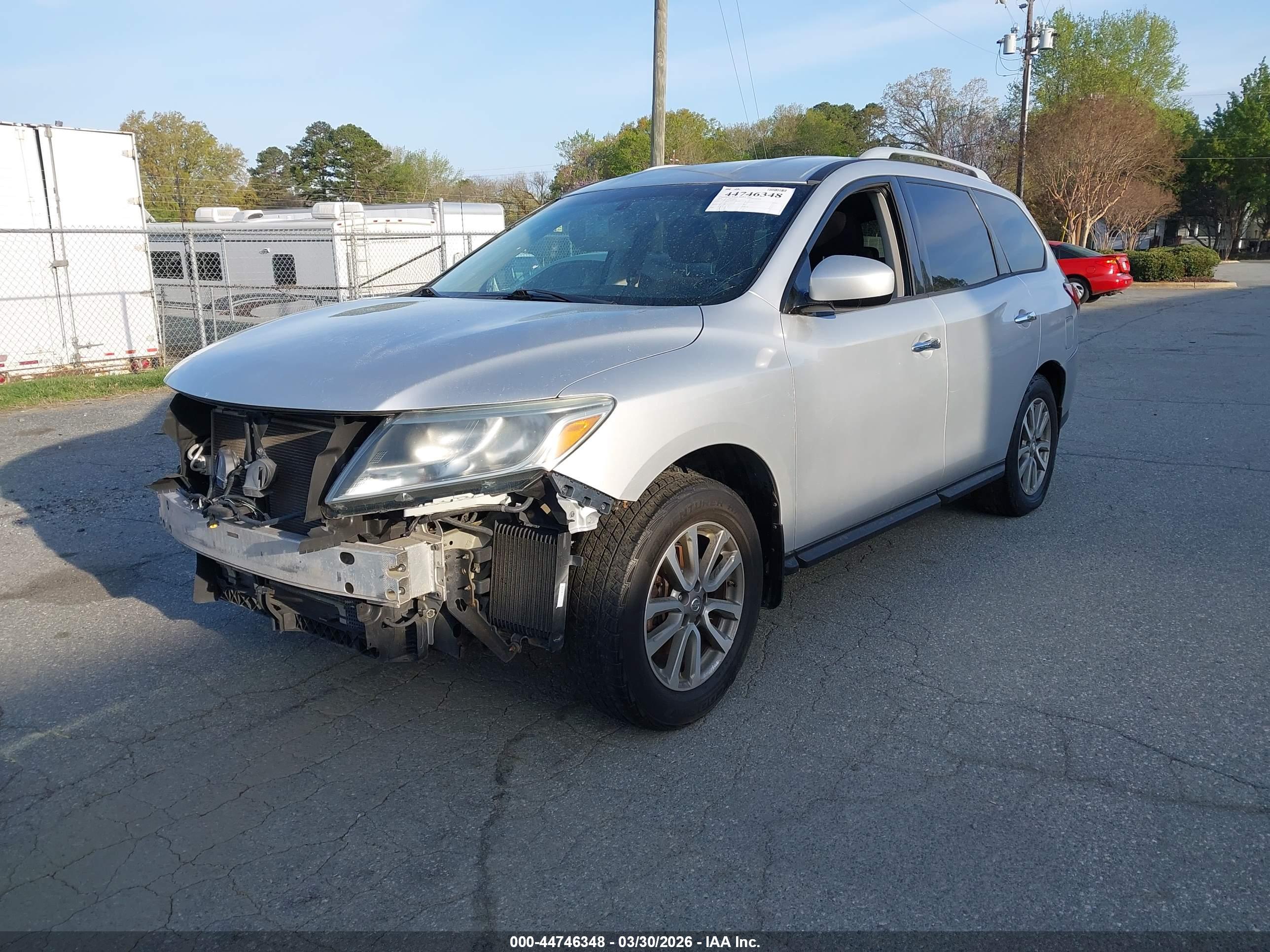 NISSAN PATHFINDER image 2