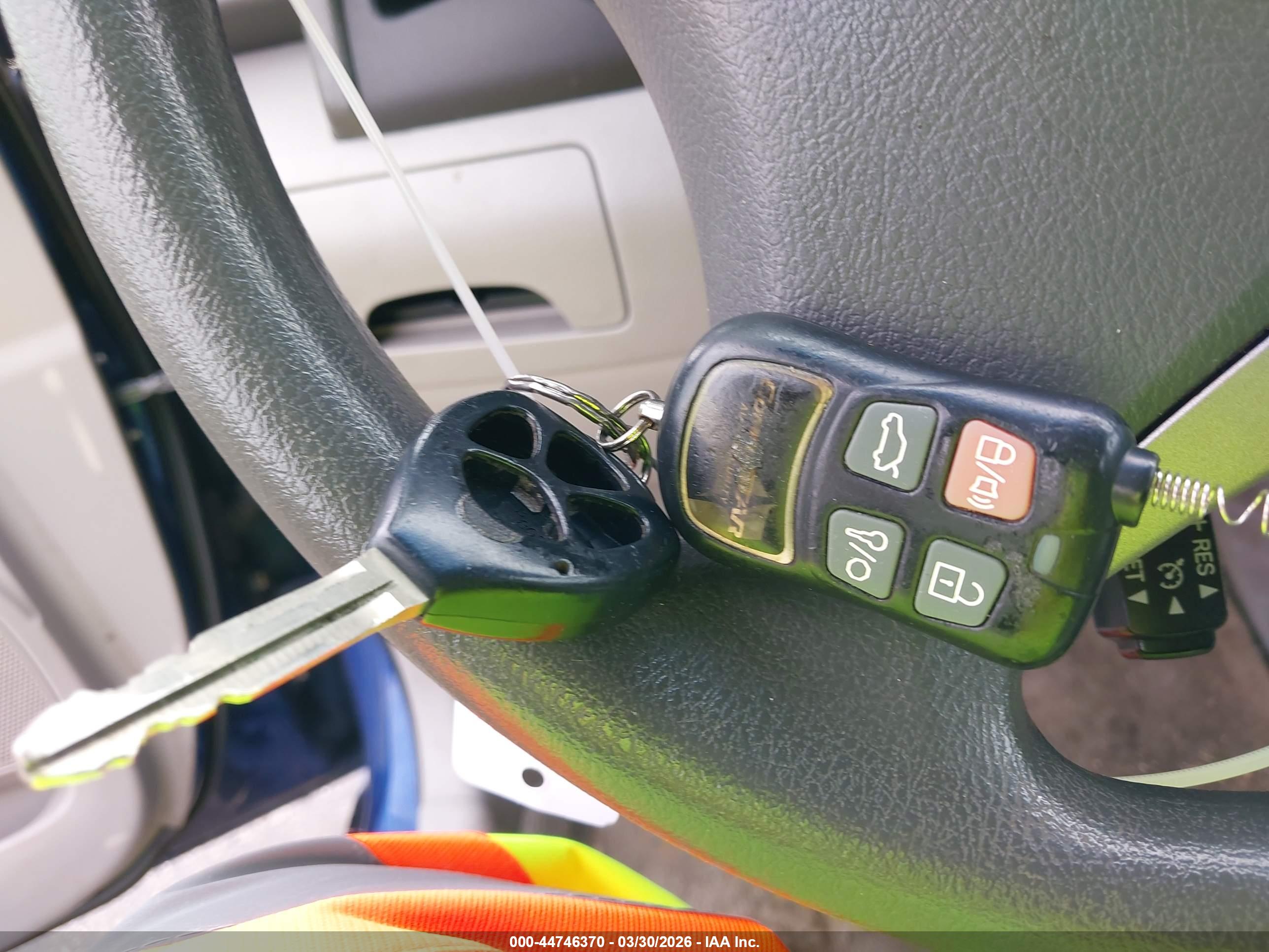 TOYOTA CAMRY image 11