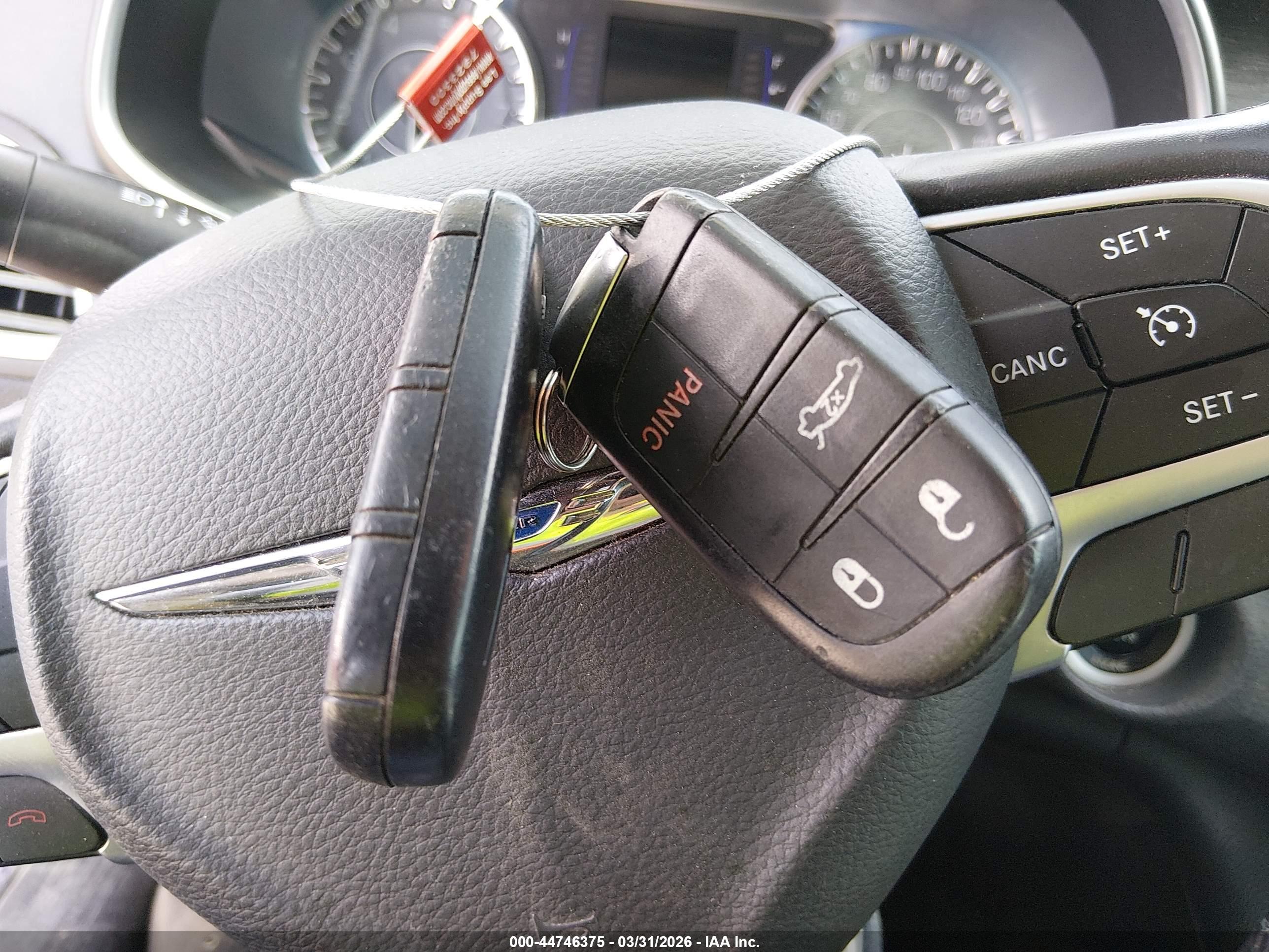 CHRYSLER 200 image 11