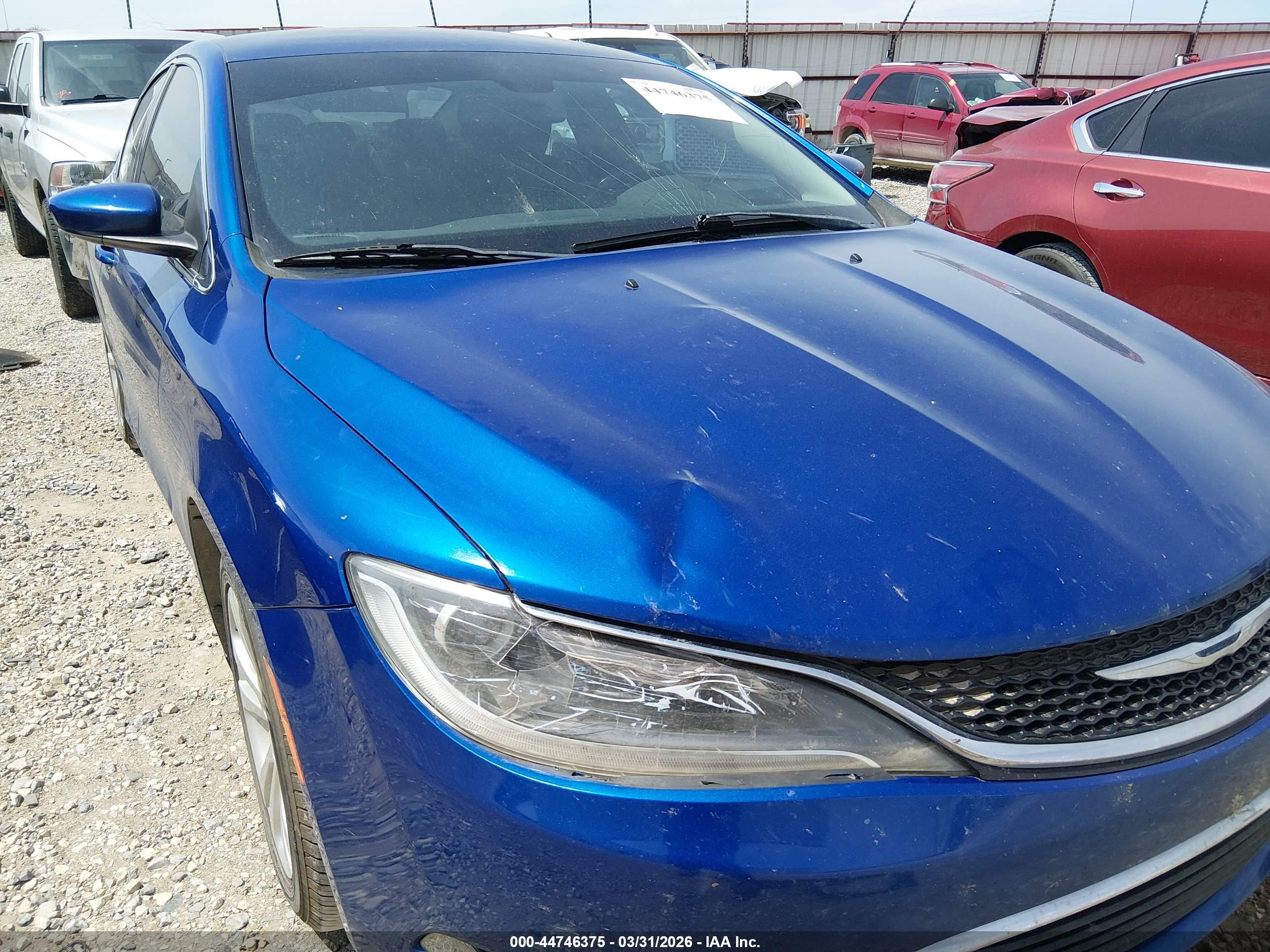 CHRYSLER 200 image 6