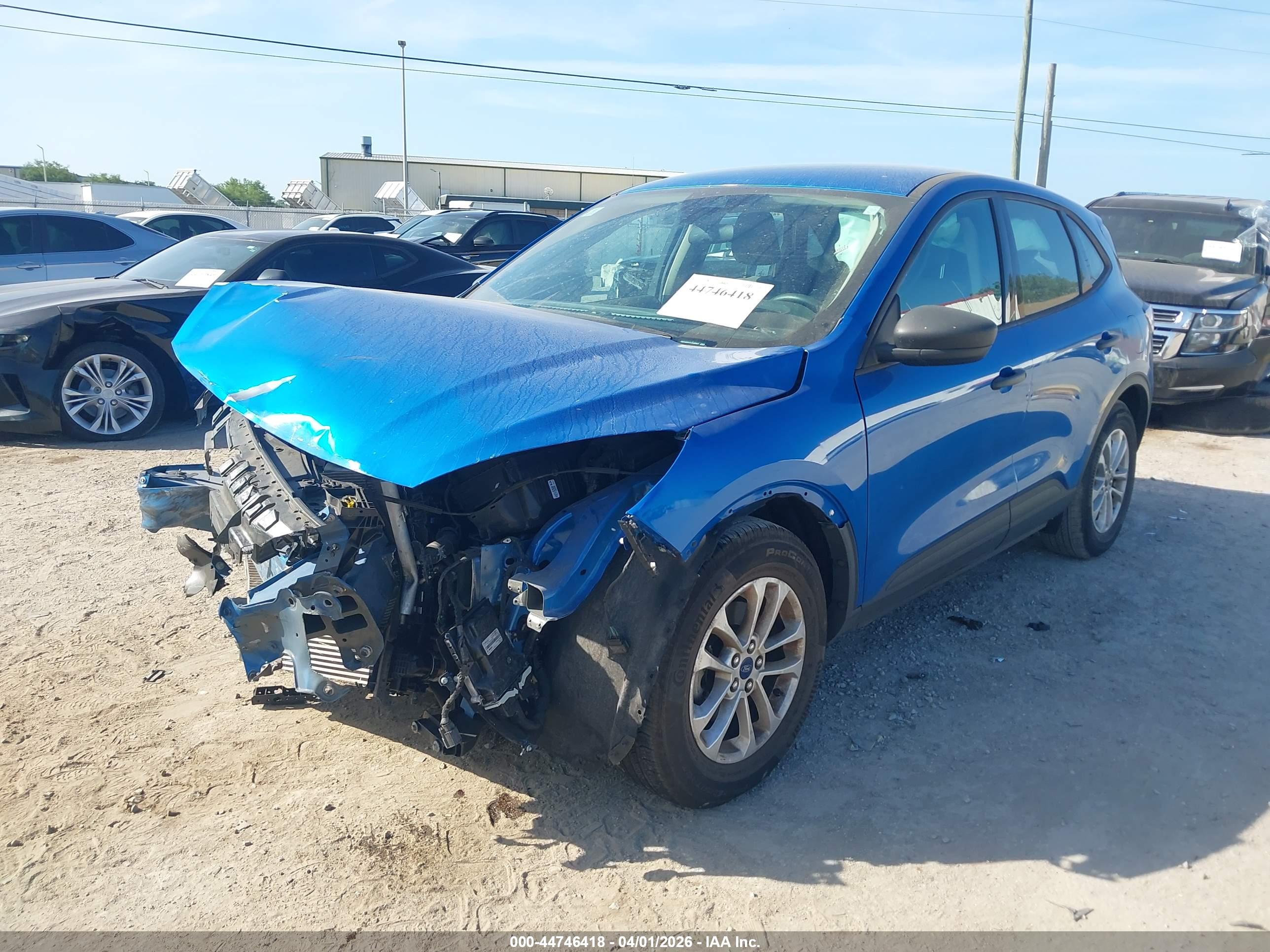 FORD ESCAPE image 2