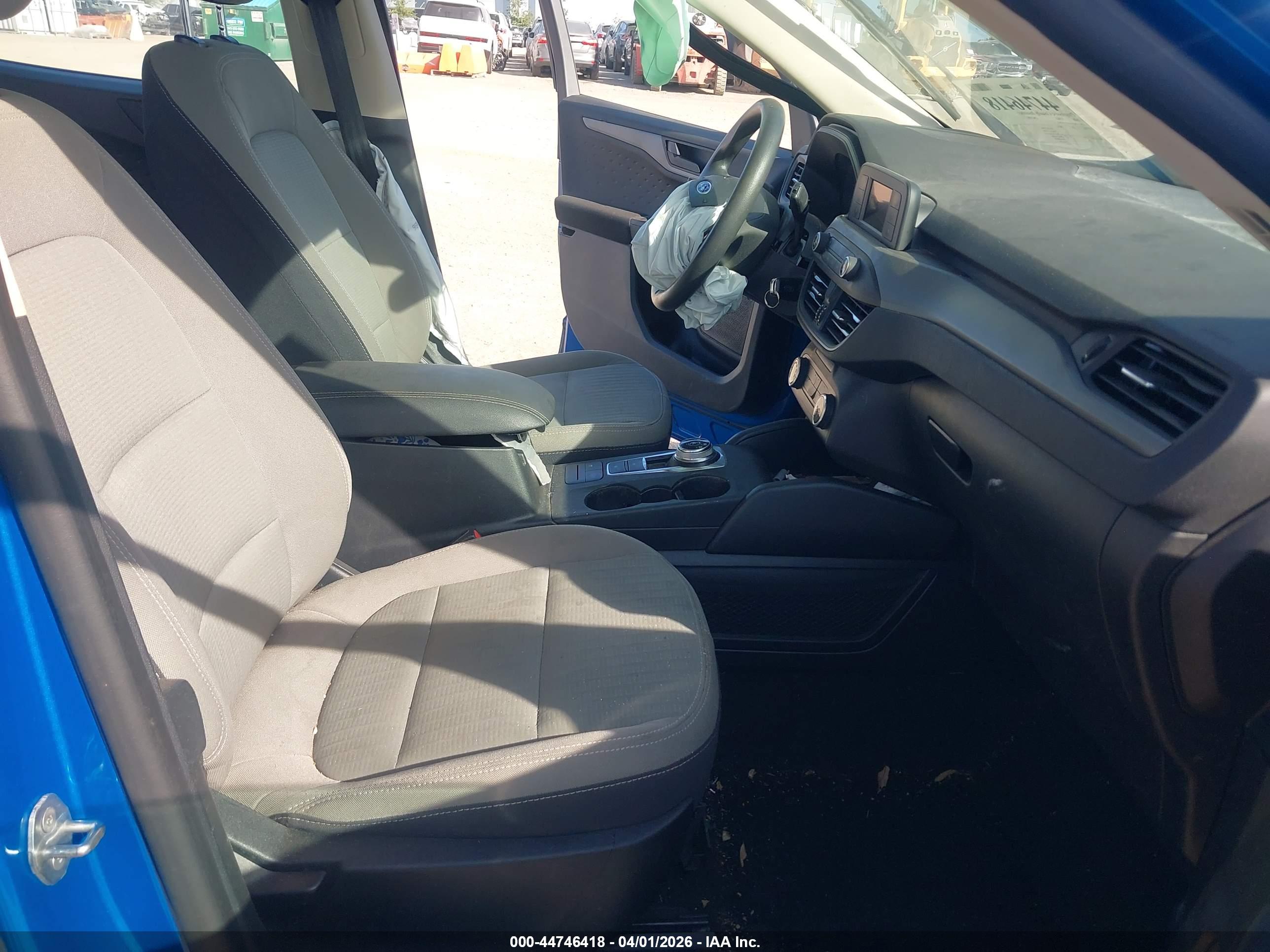 FORD ESCAPE image 5
