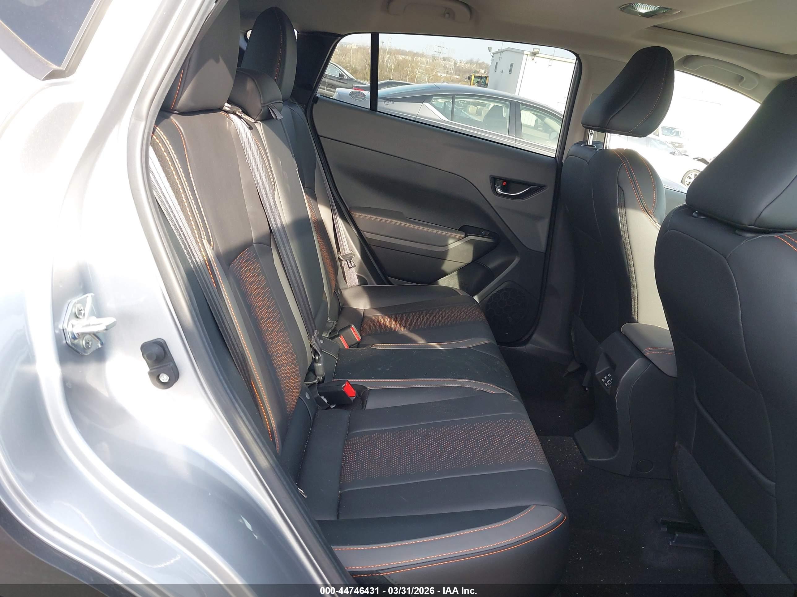 SUBARU CROSSTREK image 8