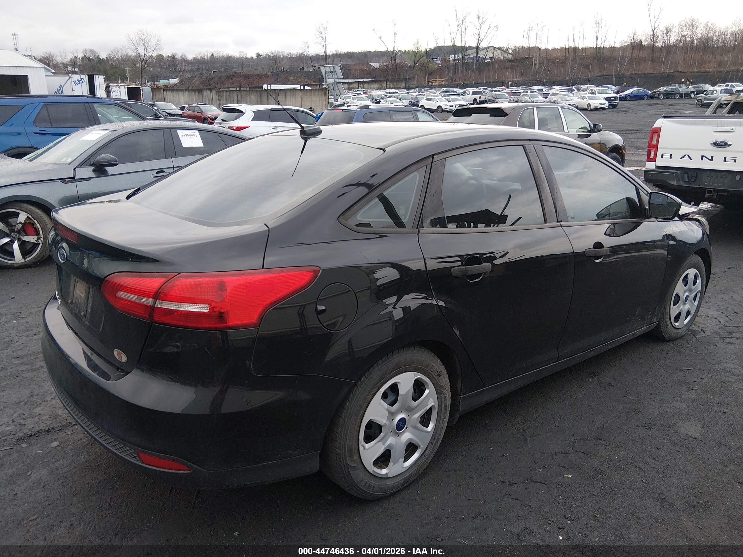 FORD FOCUS image 4