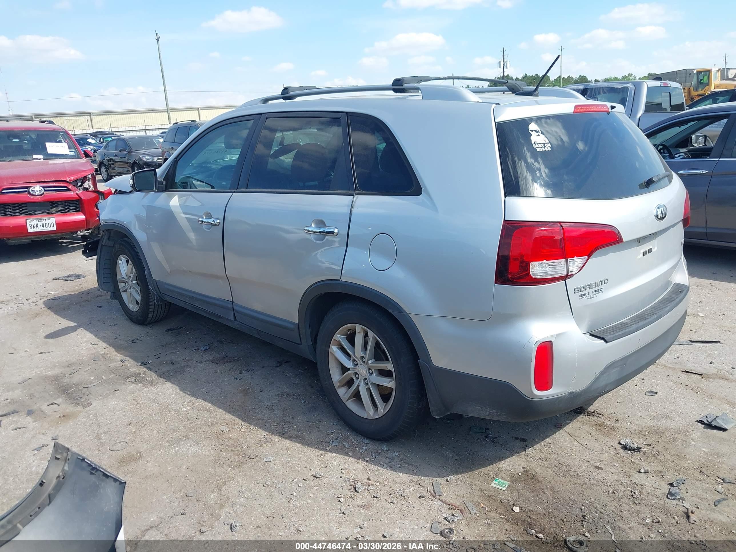 KIA SORENTO image 3