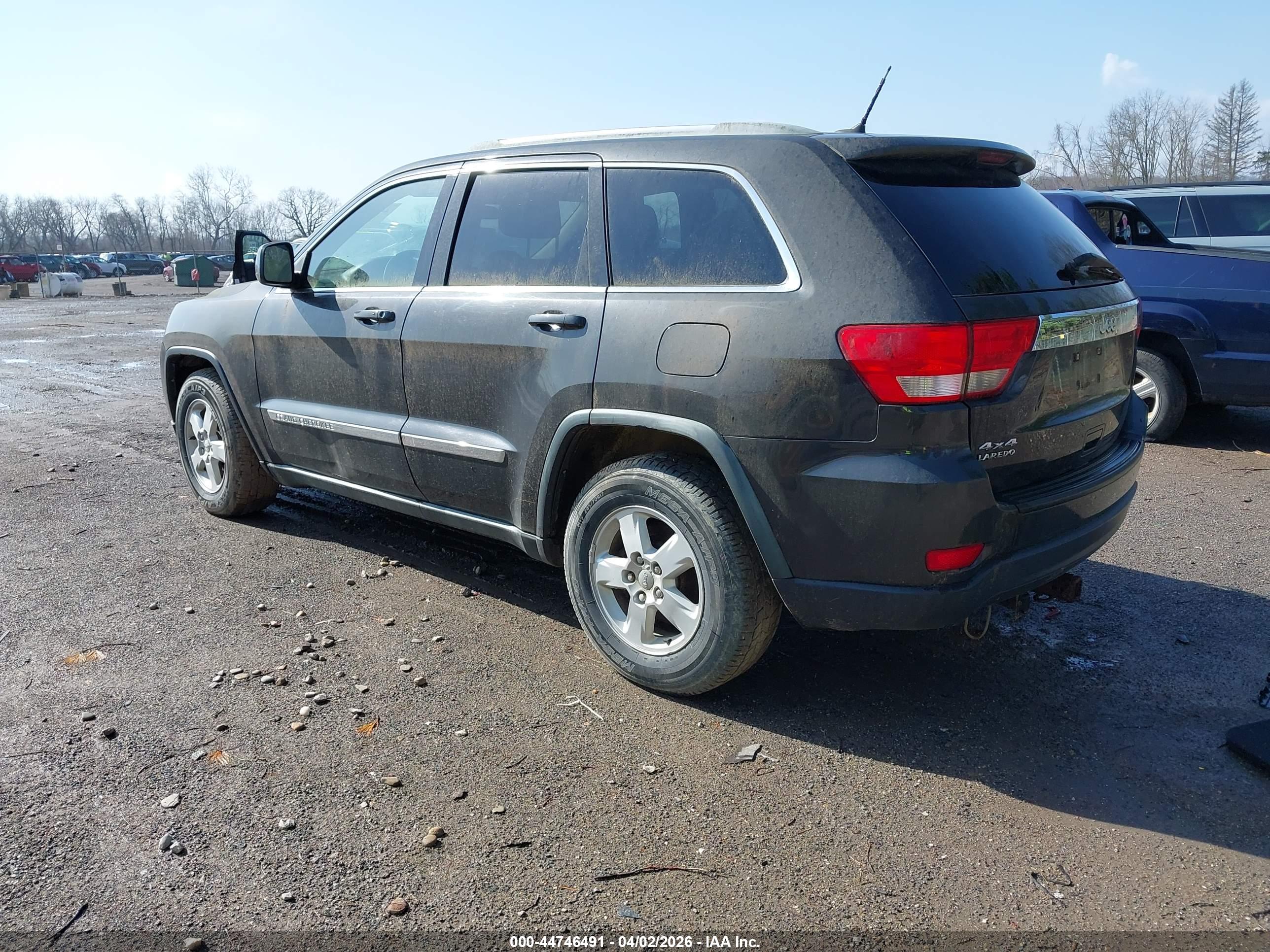 JEEP GRAND image 3
