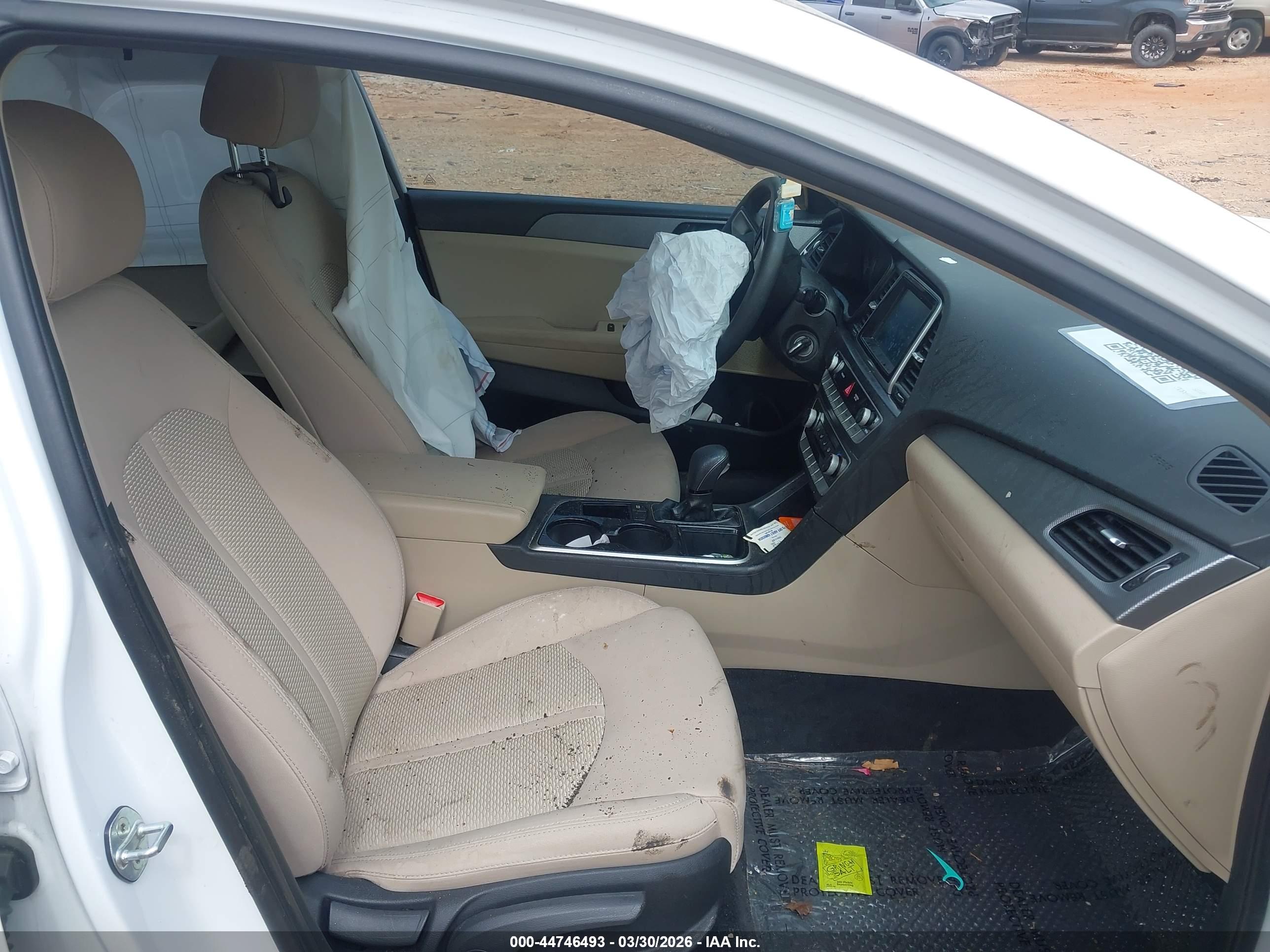HYUNDAI SONATA image 5