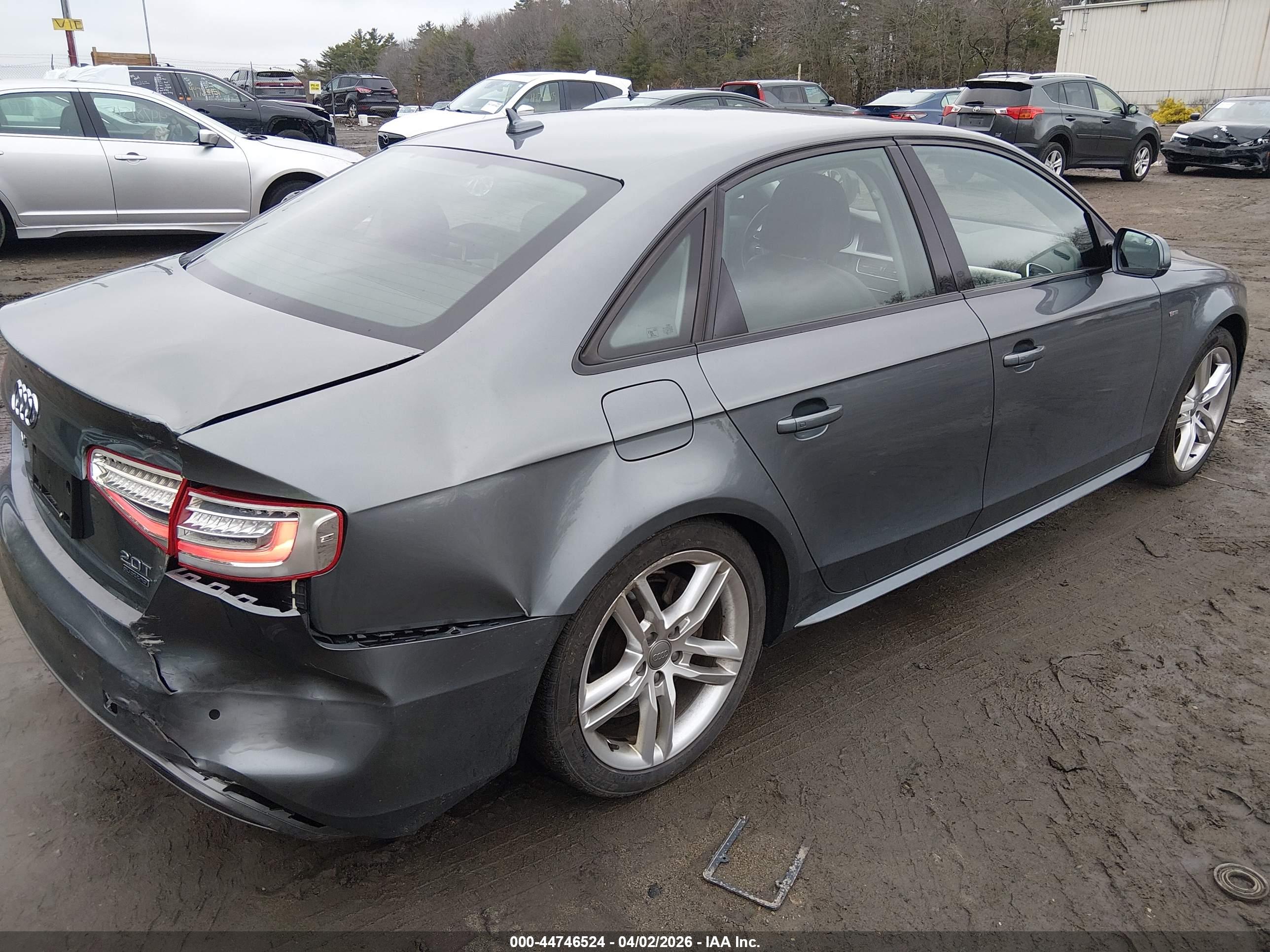 AUDI A4 image 4