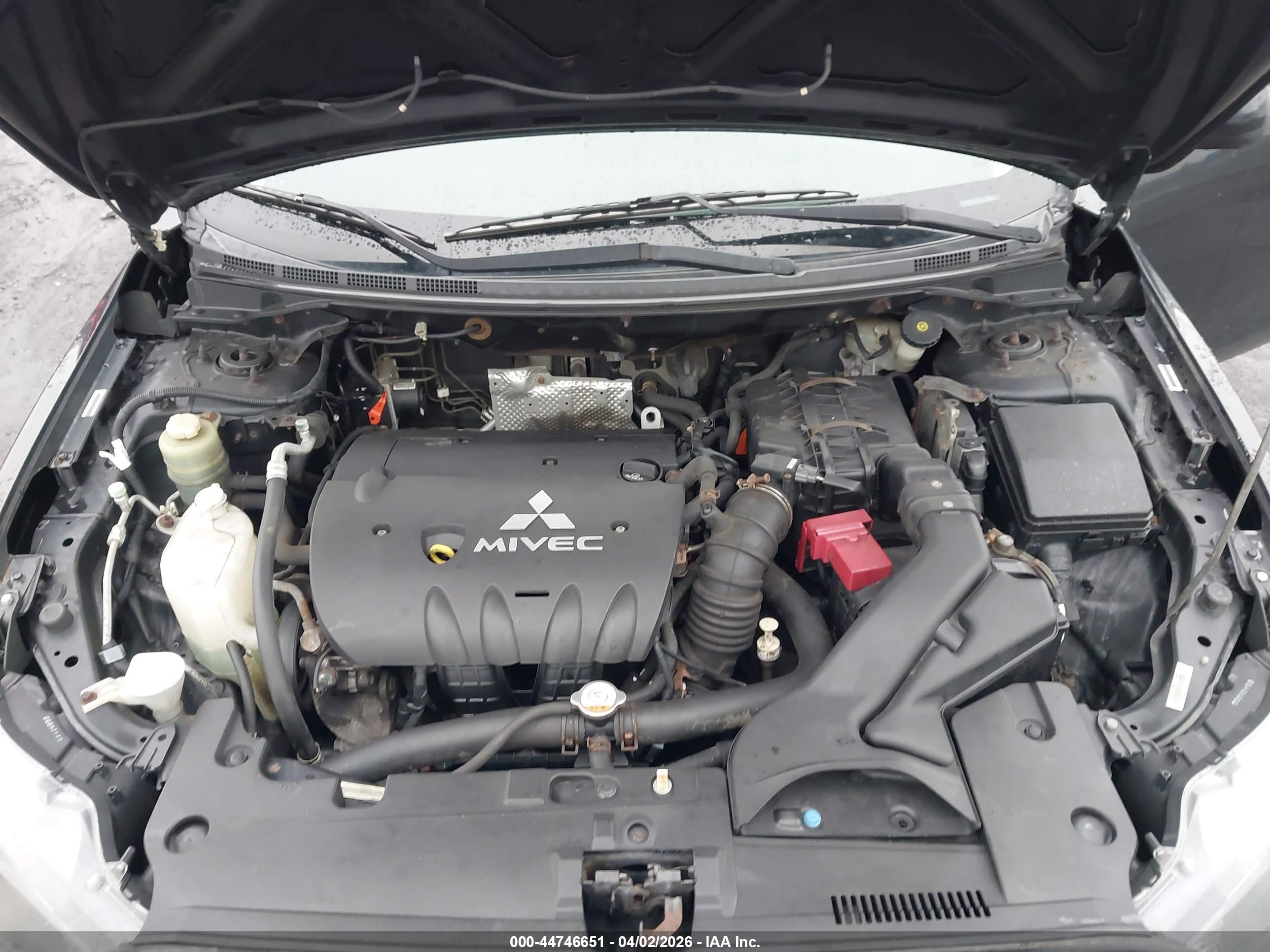 MITSUBISHI LANCER image 10