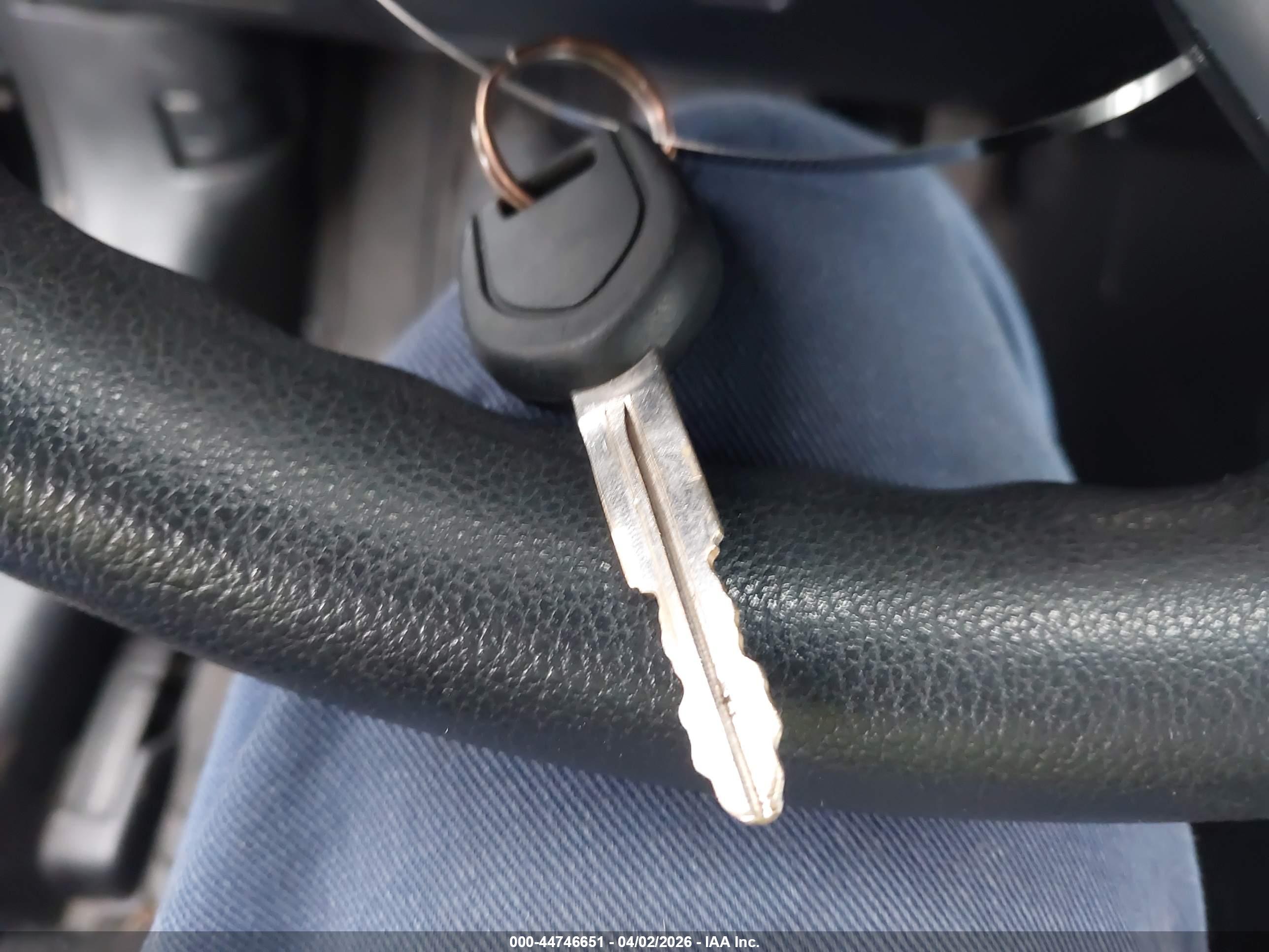 MITSUBISHI LANCER image 11