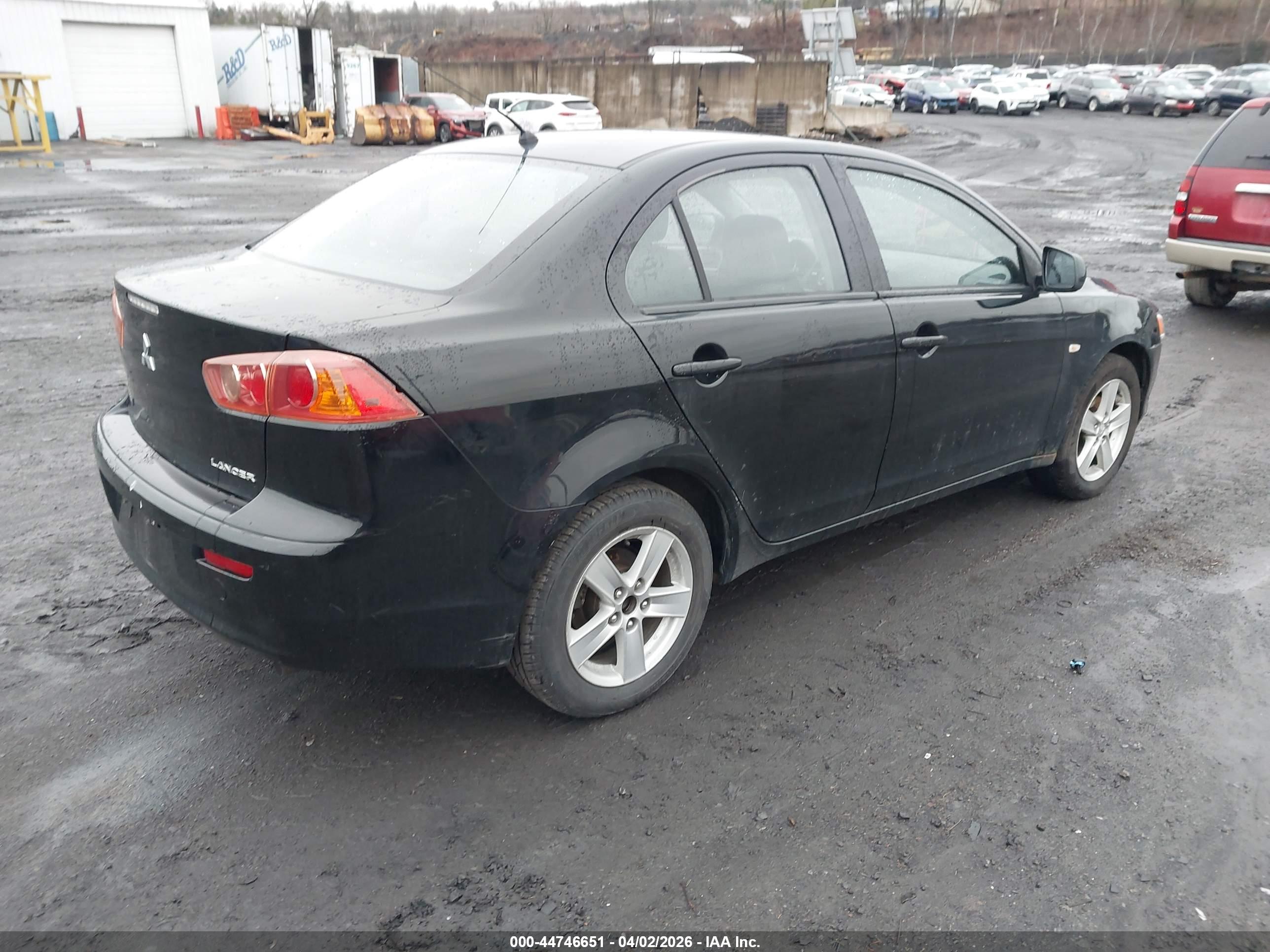 MITSUBISHI LANCER image 4