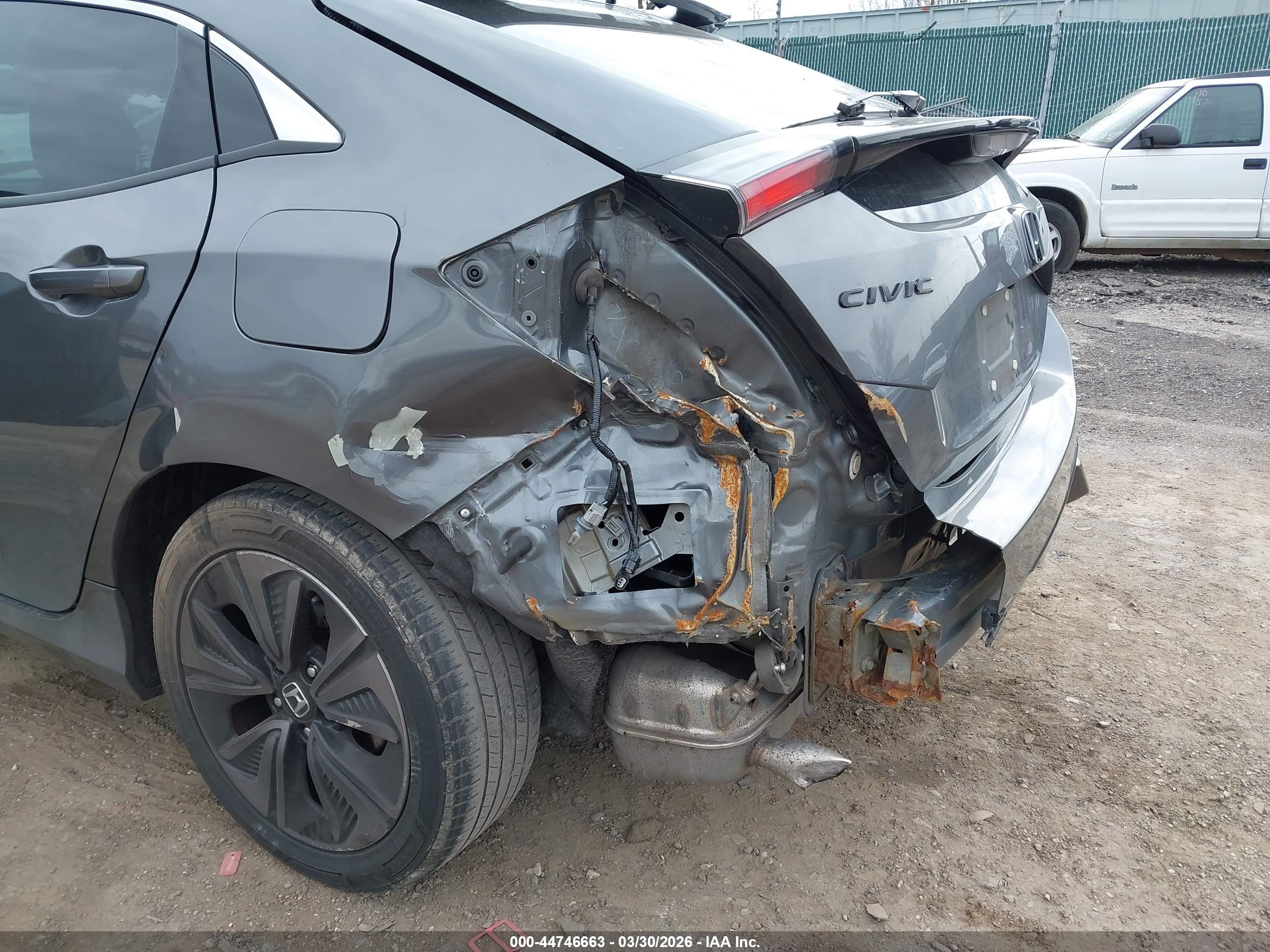 HONDA CIVIC image 6