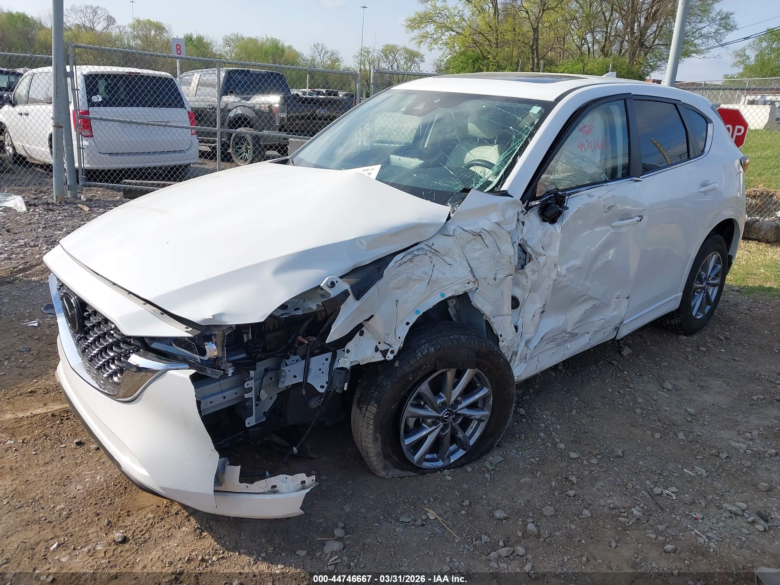 MAZDA CX-5 image 2