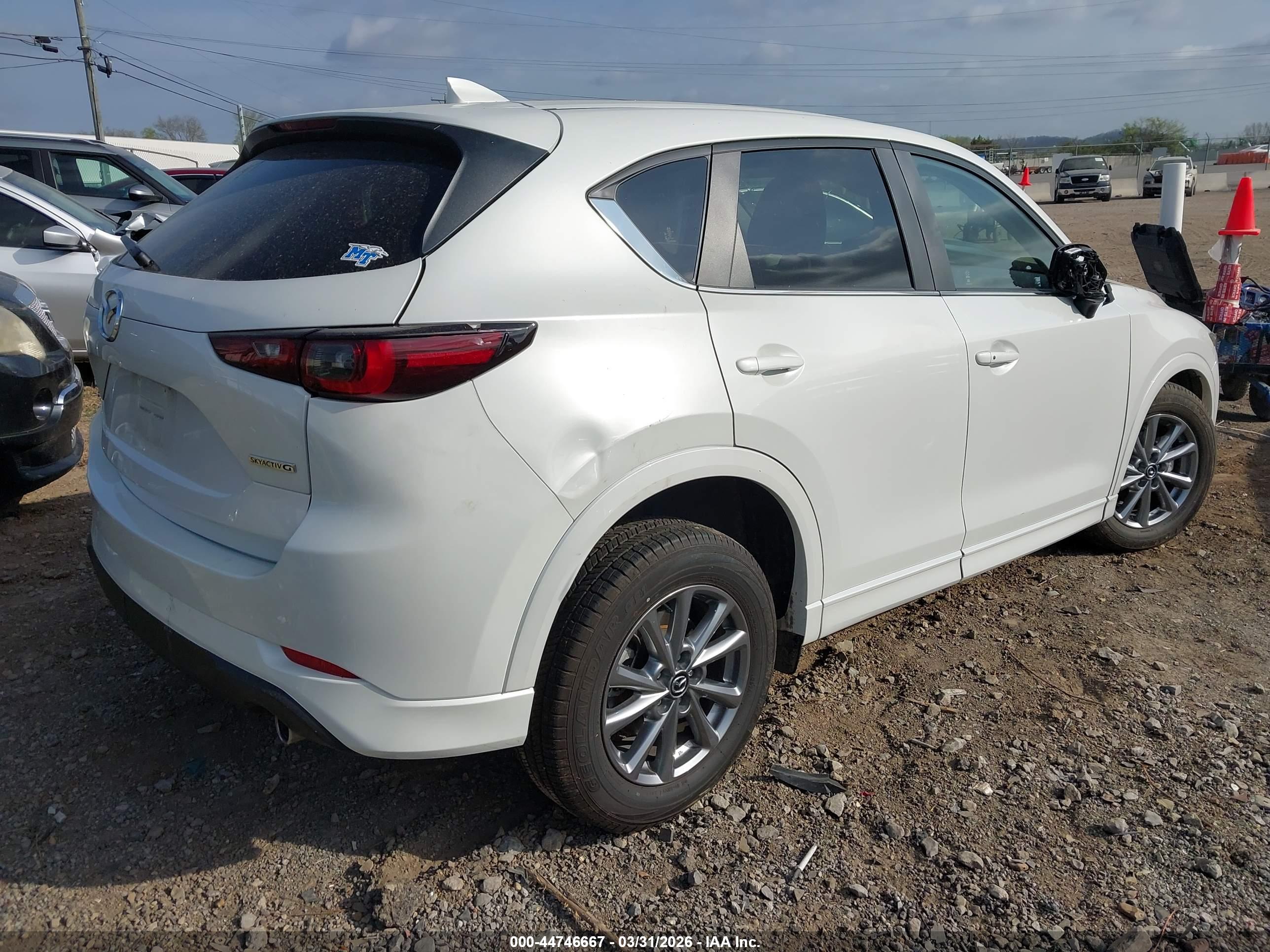 MAZDA CX-5 image 4