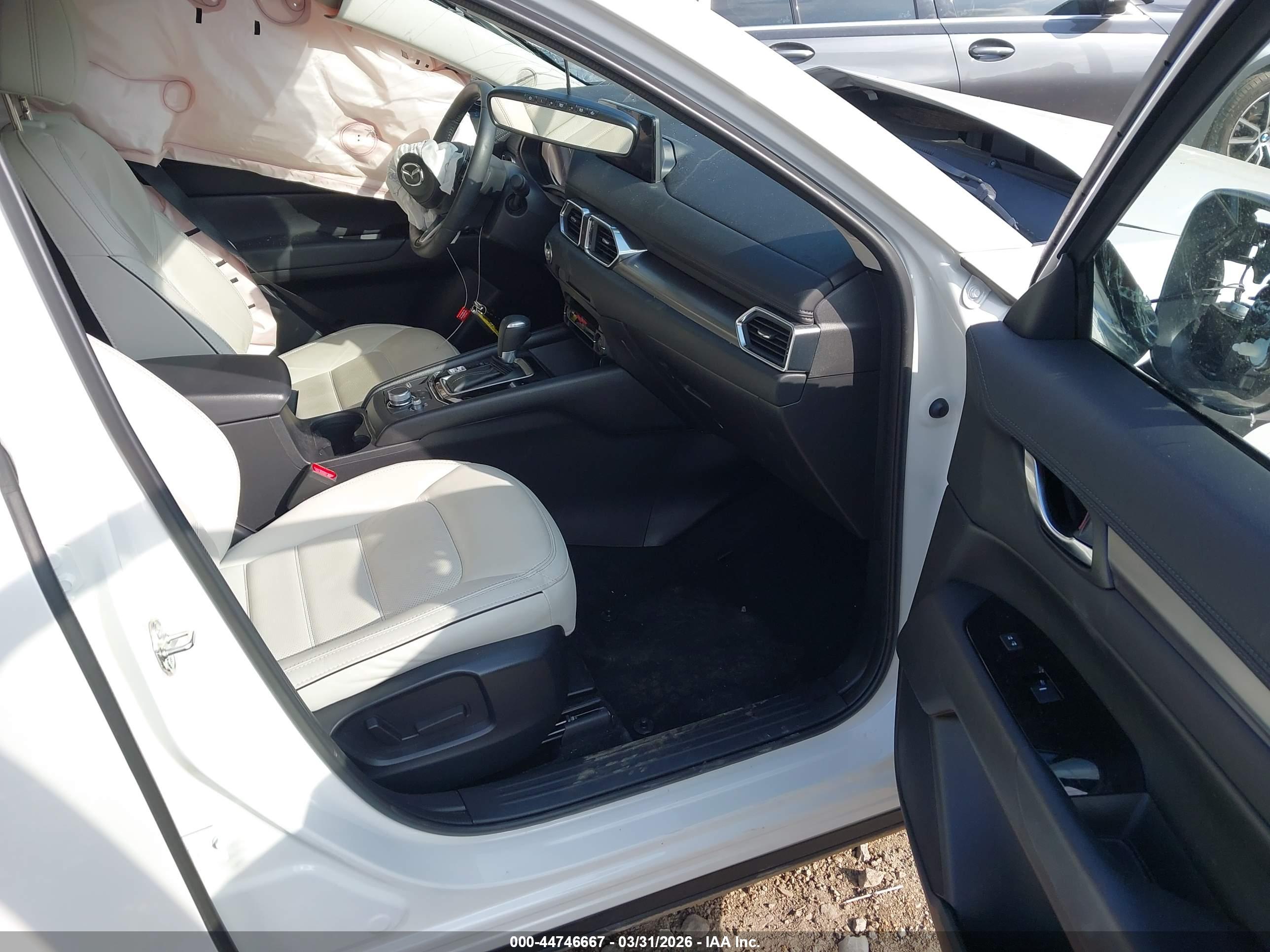 MAZDA CX-5 image 5