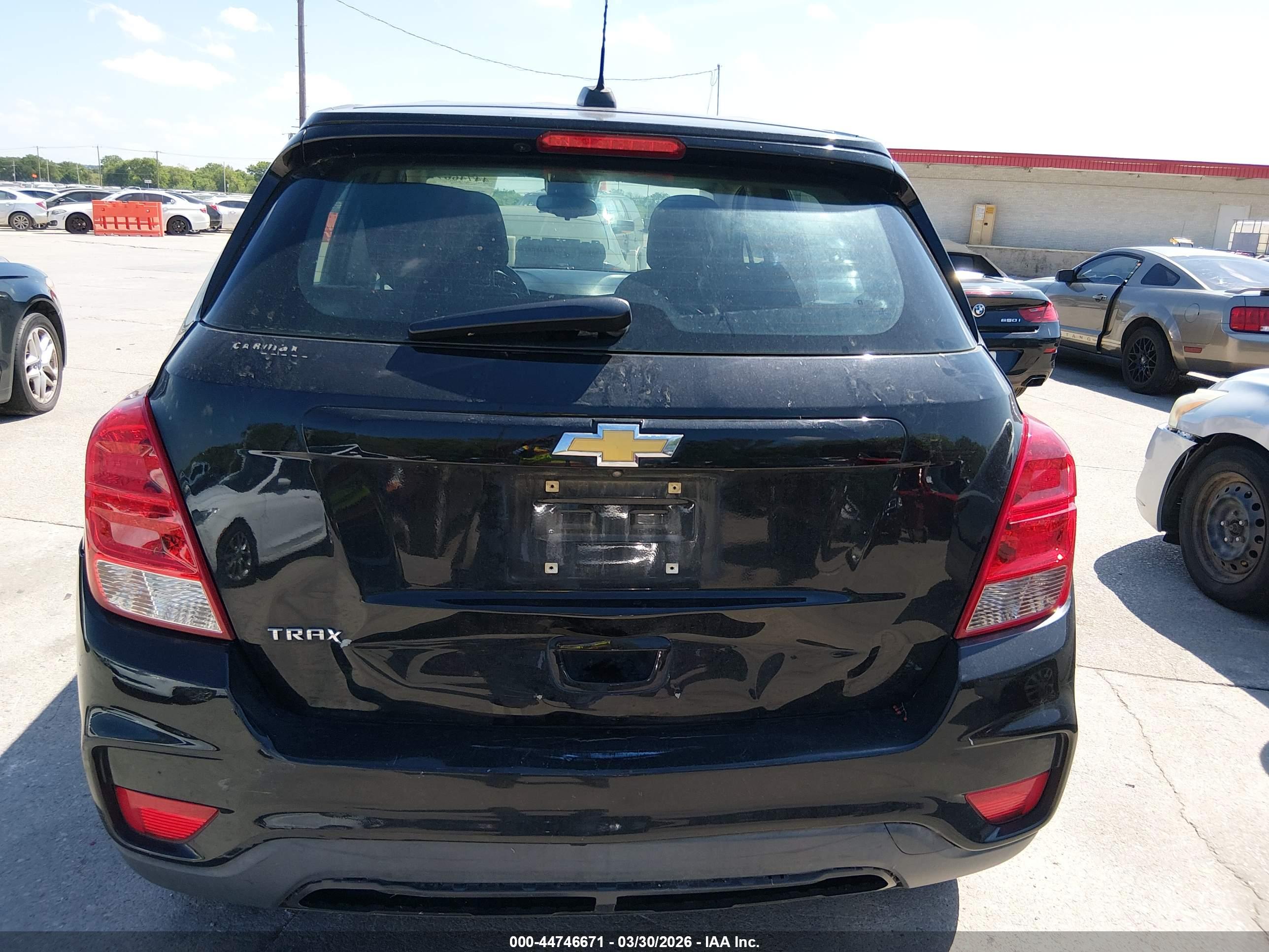 CHEVROLET TRAX image 6