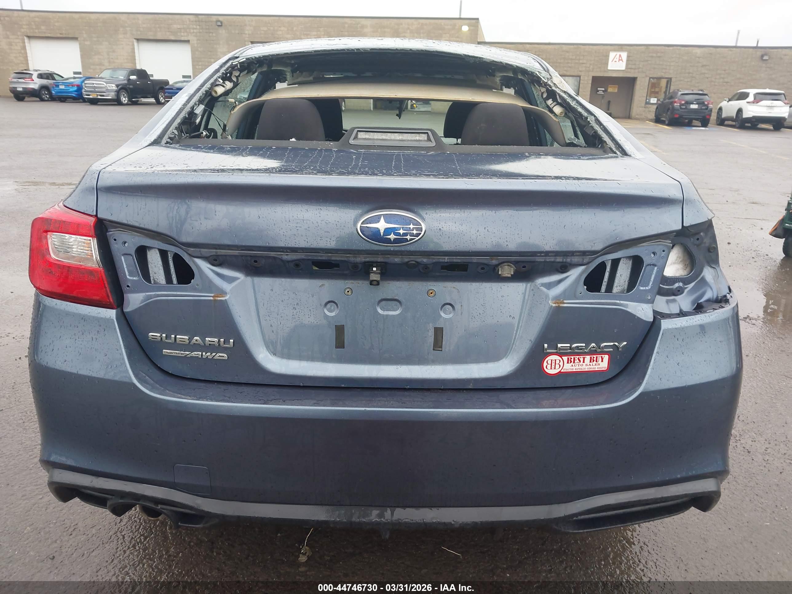 SUBARU LEGACY image 6