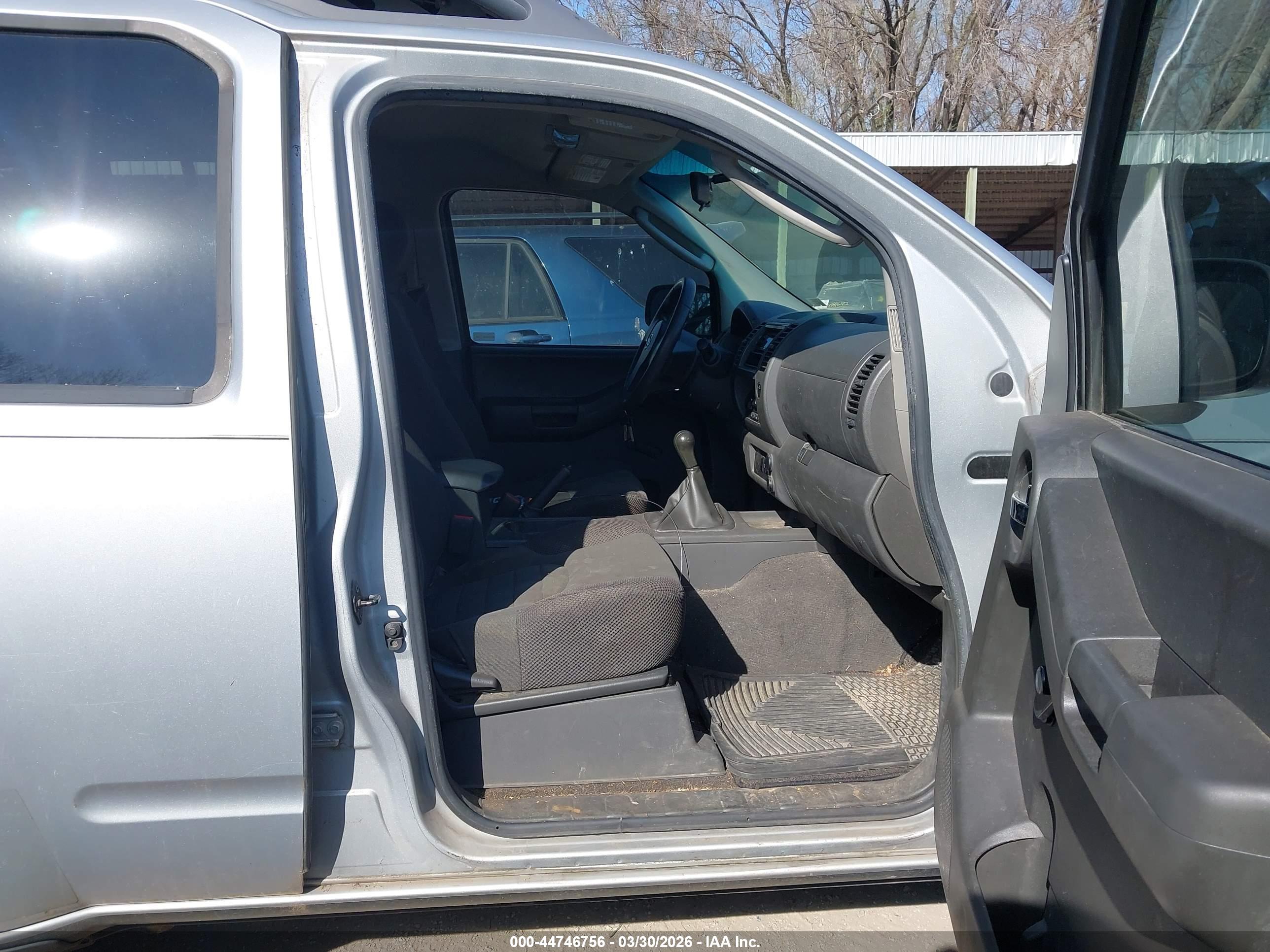 NISSAN XTERRA image 5