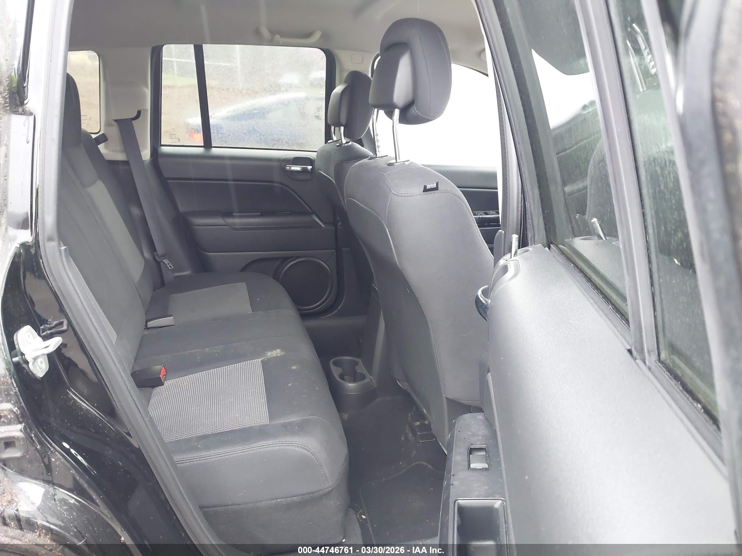 JEEP COMPASS image 8