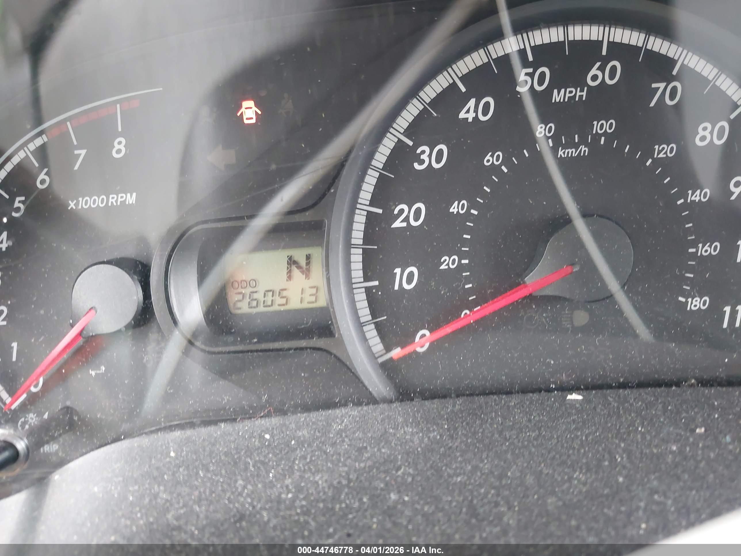 TOYOTA SIENNA image 7