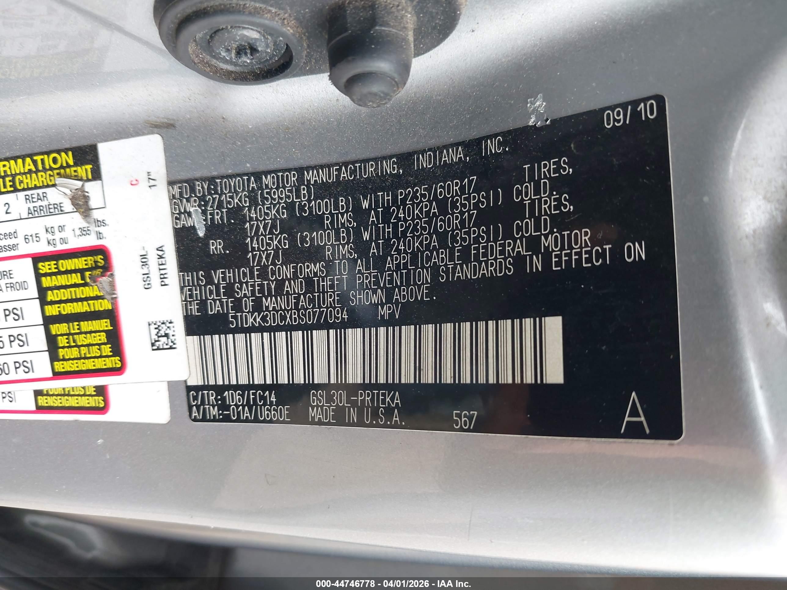 TOYOTA SIENNA image 9