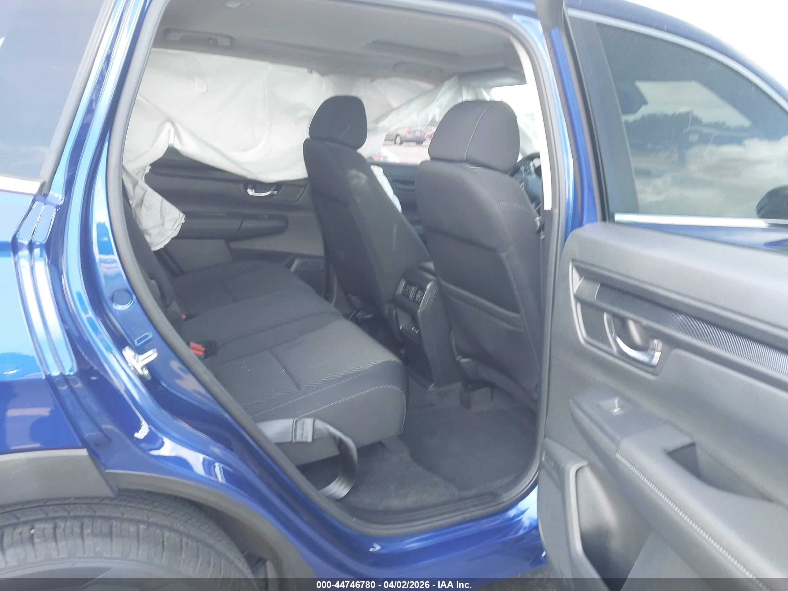 HONDA CR-V image 8