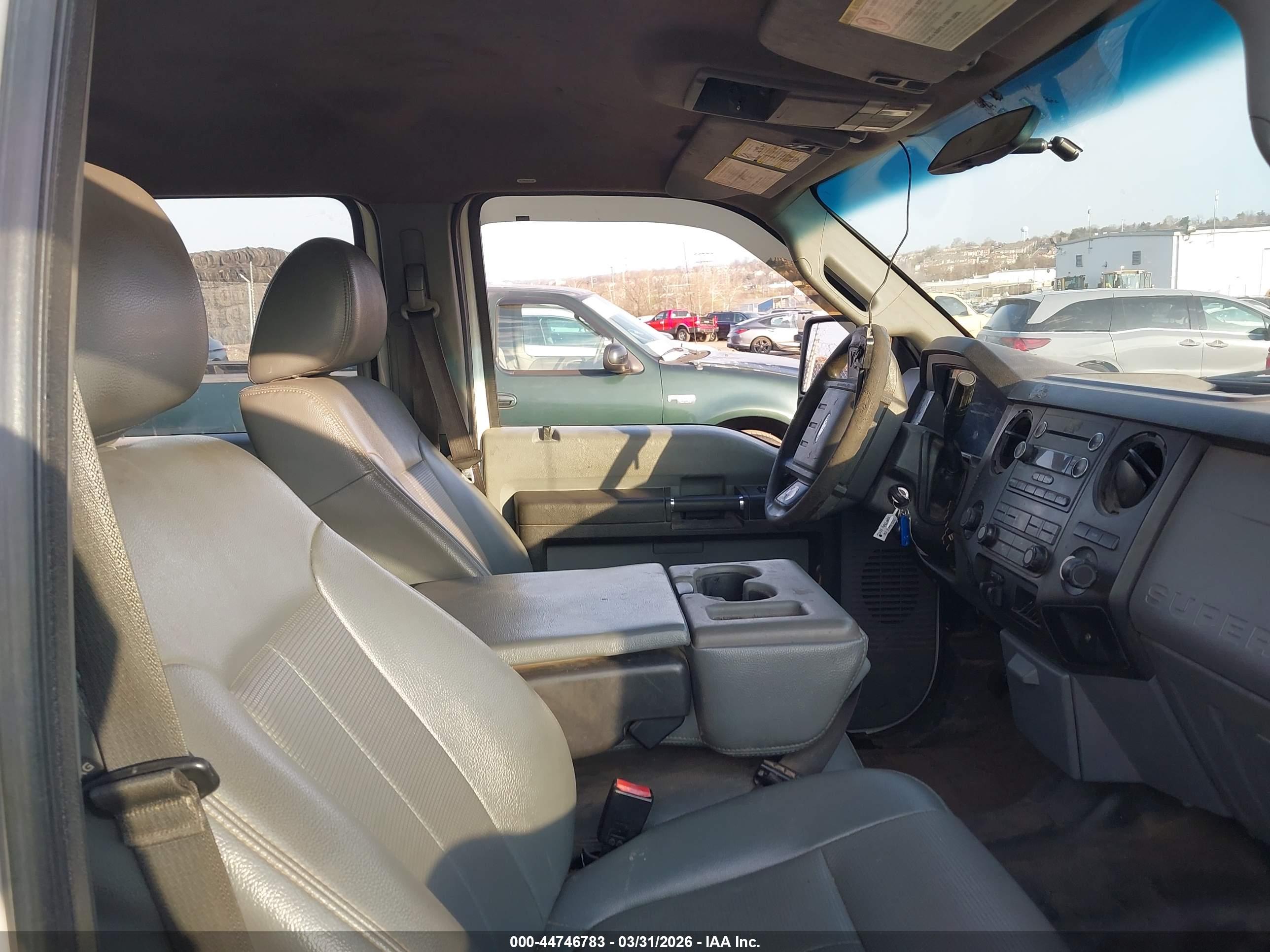 FORD F-350 image 5