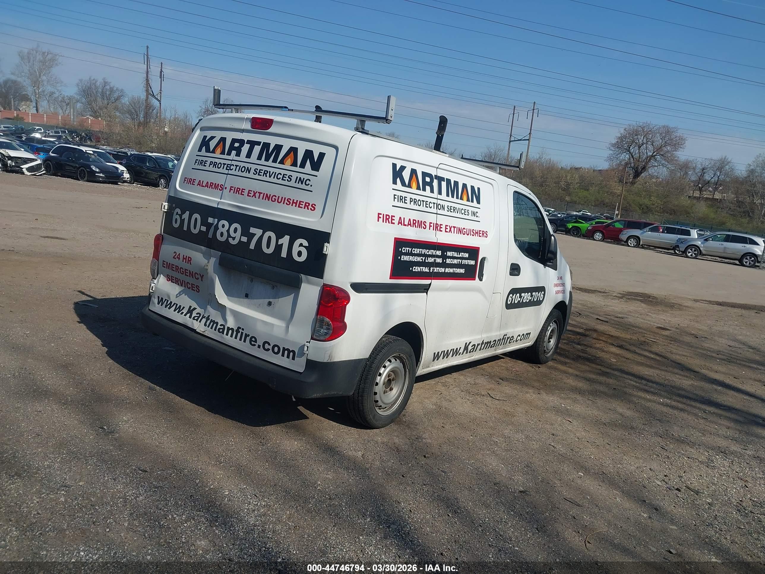 NISSAN NV200 image 4