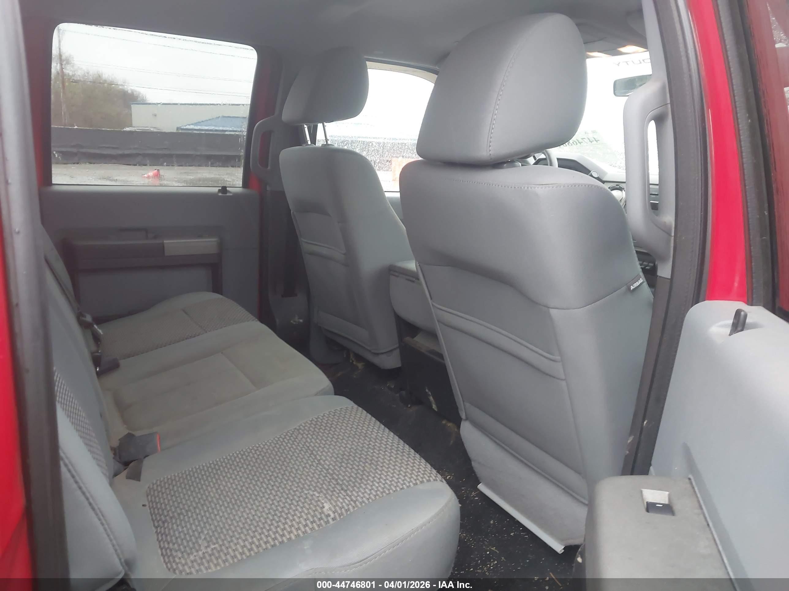 FORD F-250 image 8