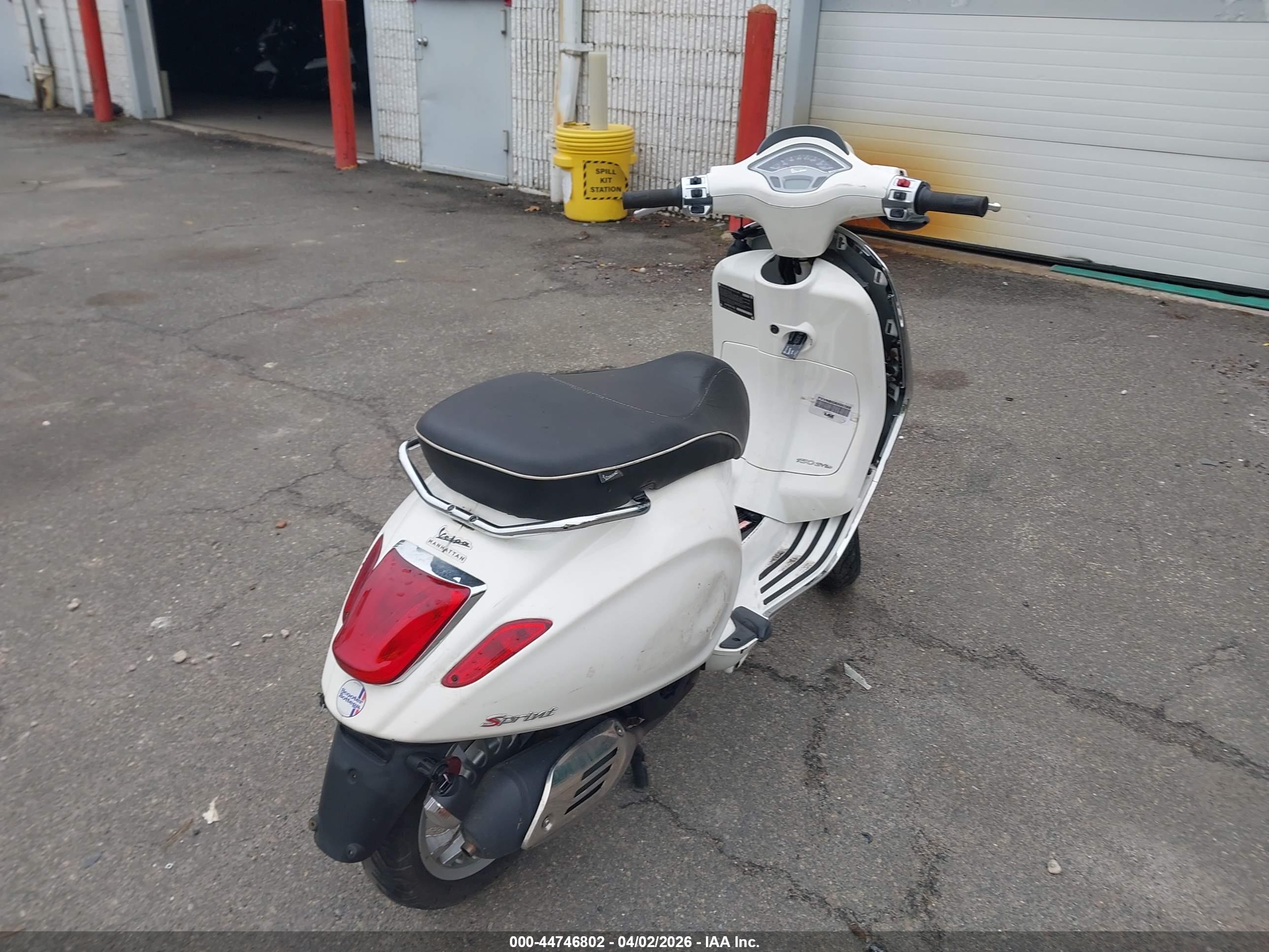 VESPA SPRINT image 4
