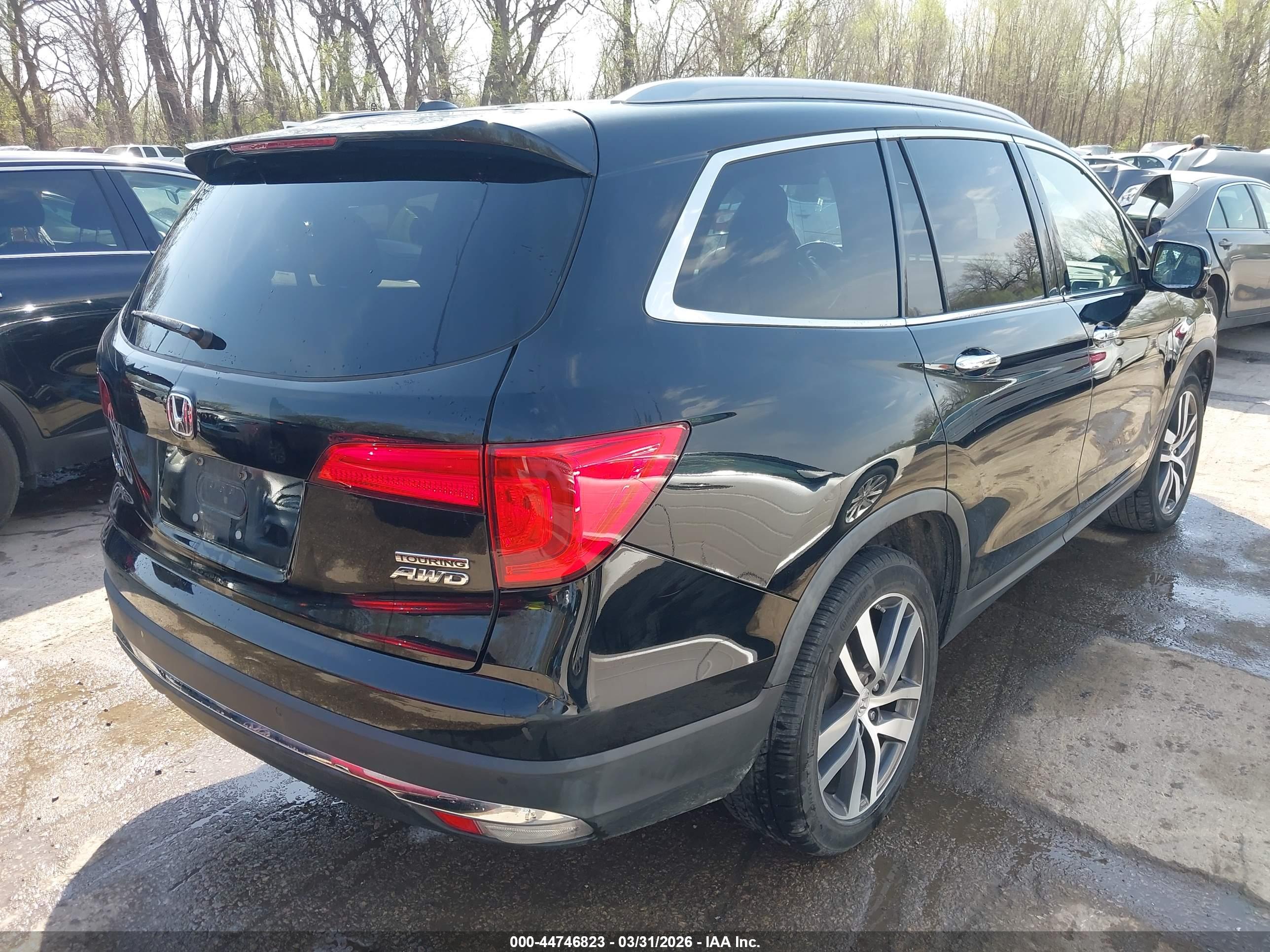 HONDA PILOT image 4