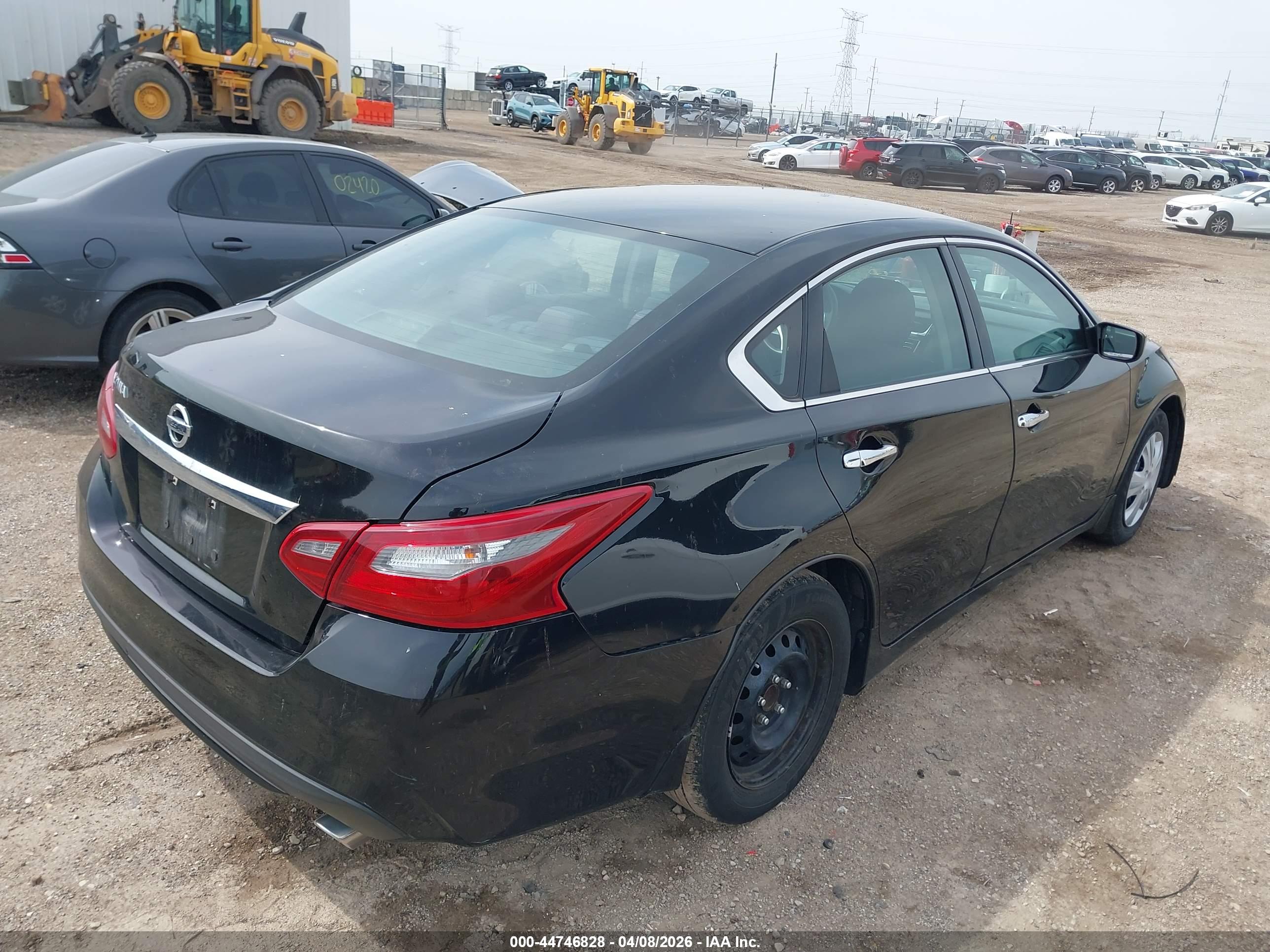 NISSAN ALTIMA image 4