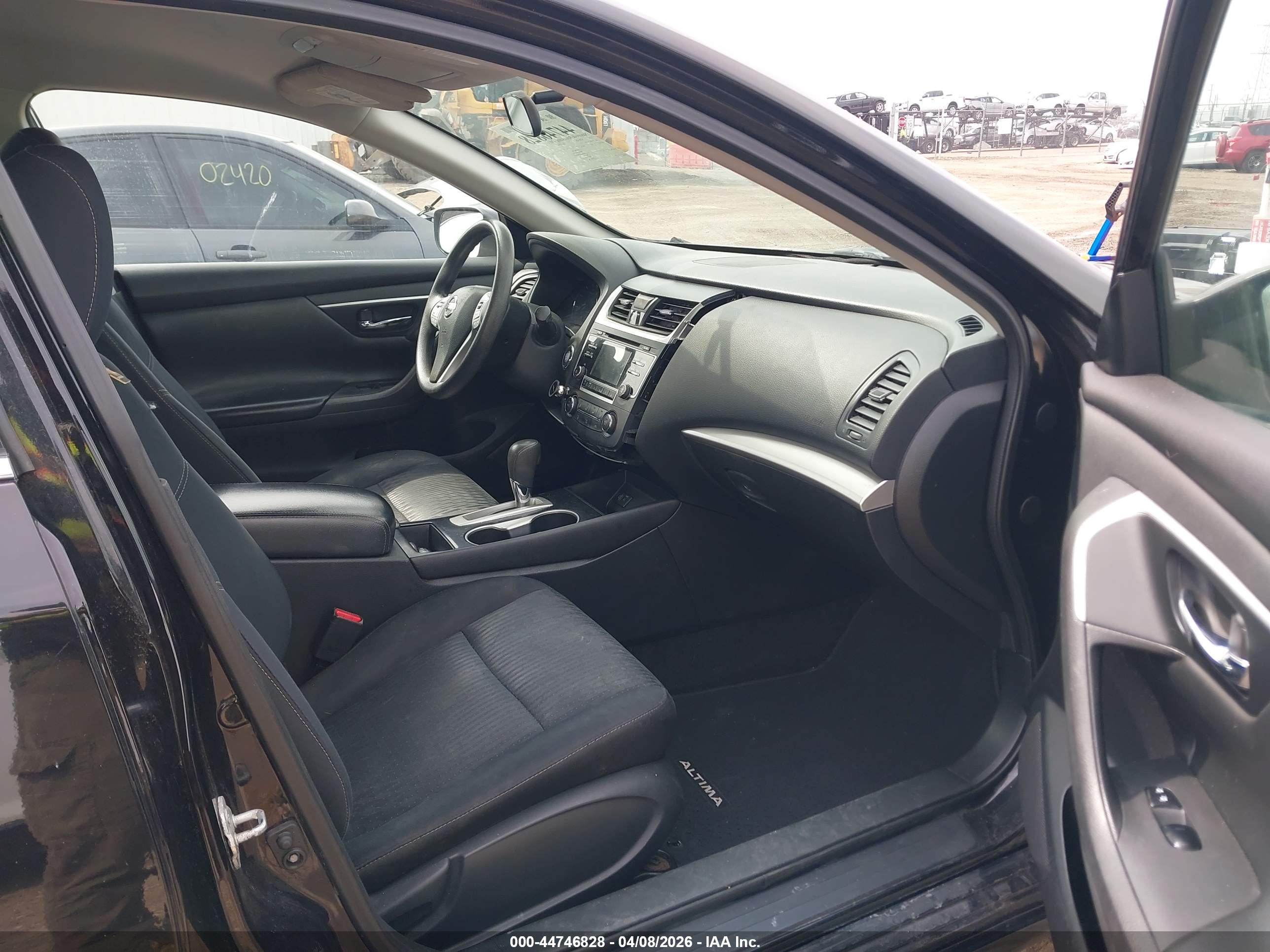 NISSAN ALTIMA image 5