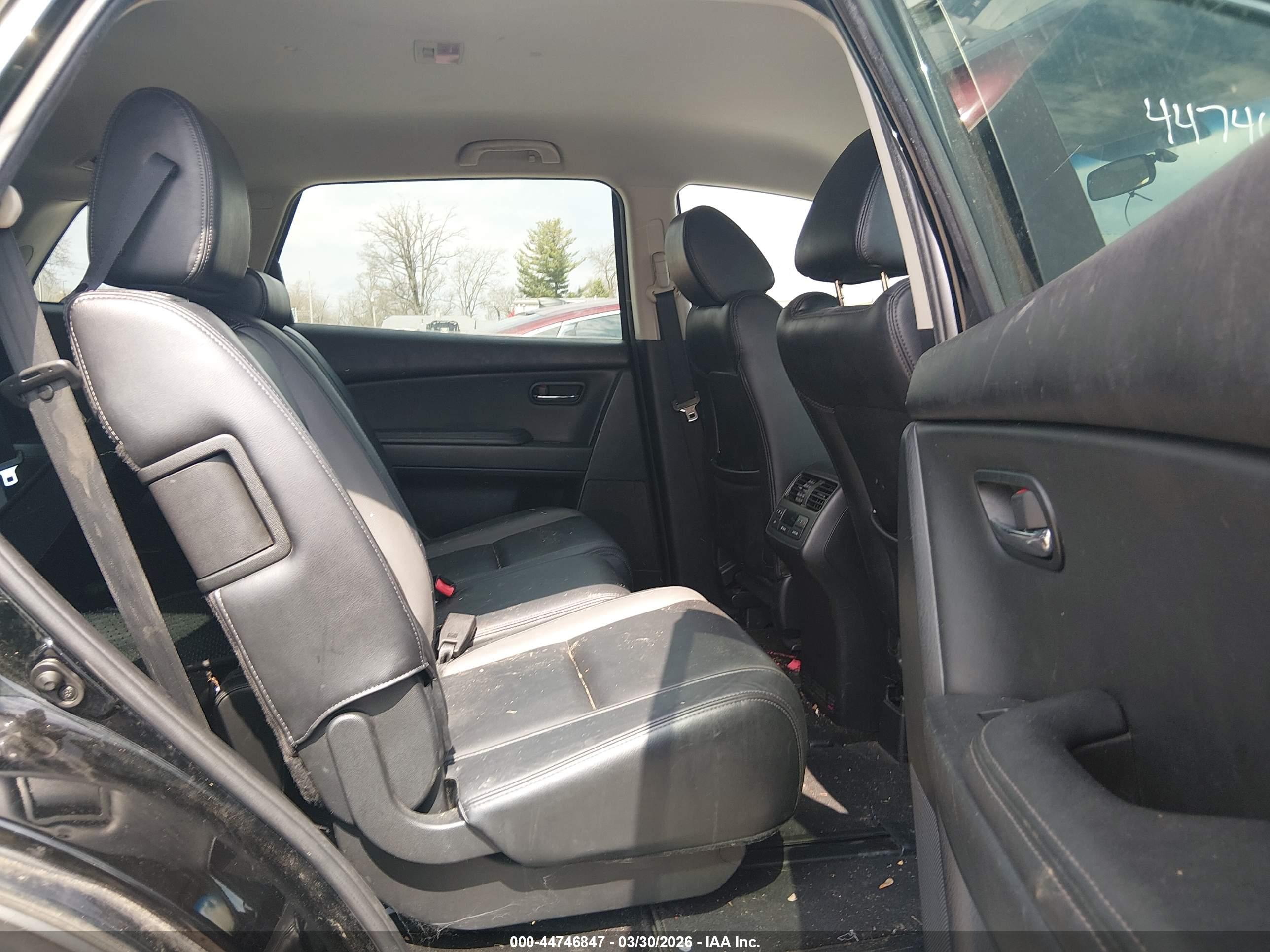 MAZDA CX-9 image 8