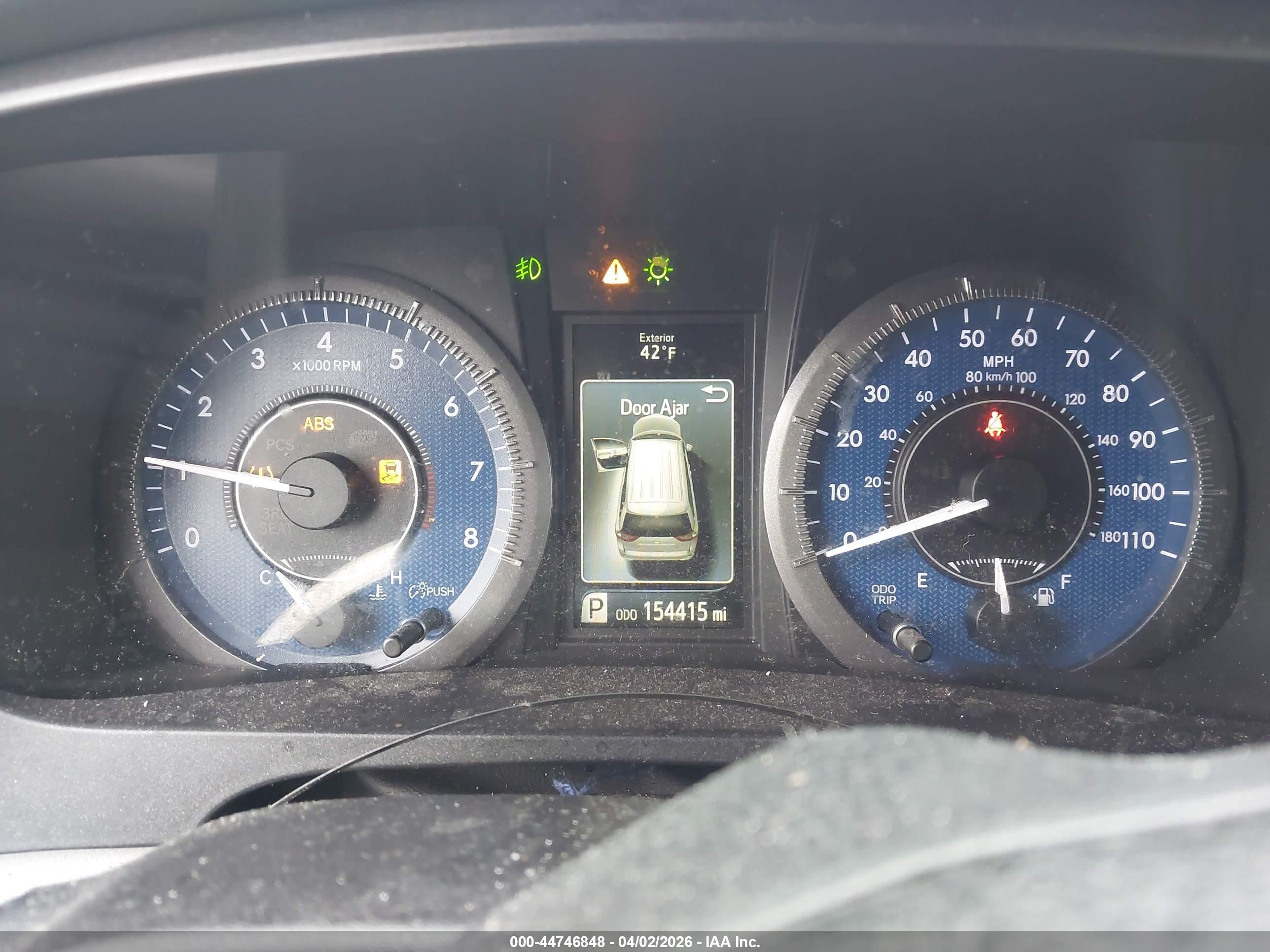 TOYOTA SIENNA image 7