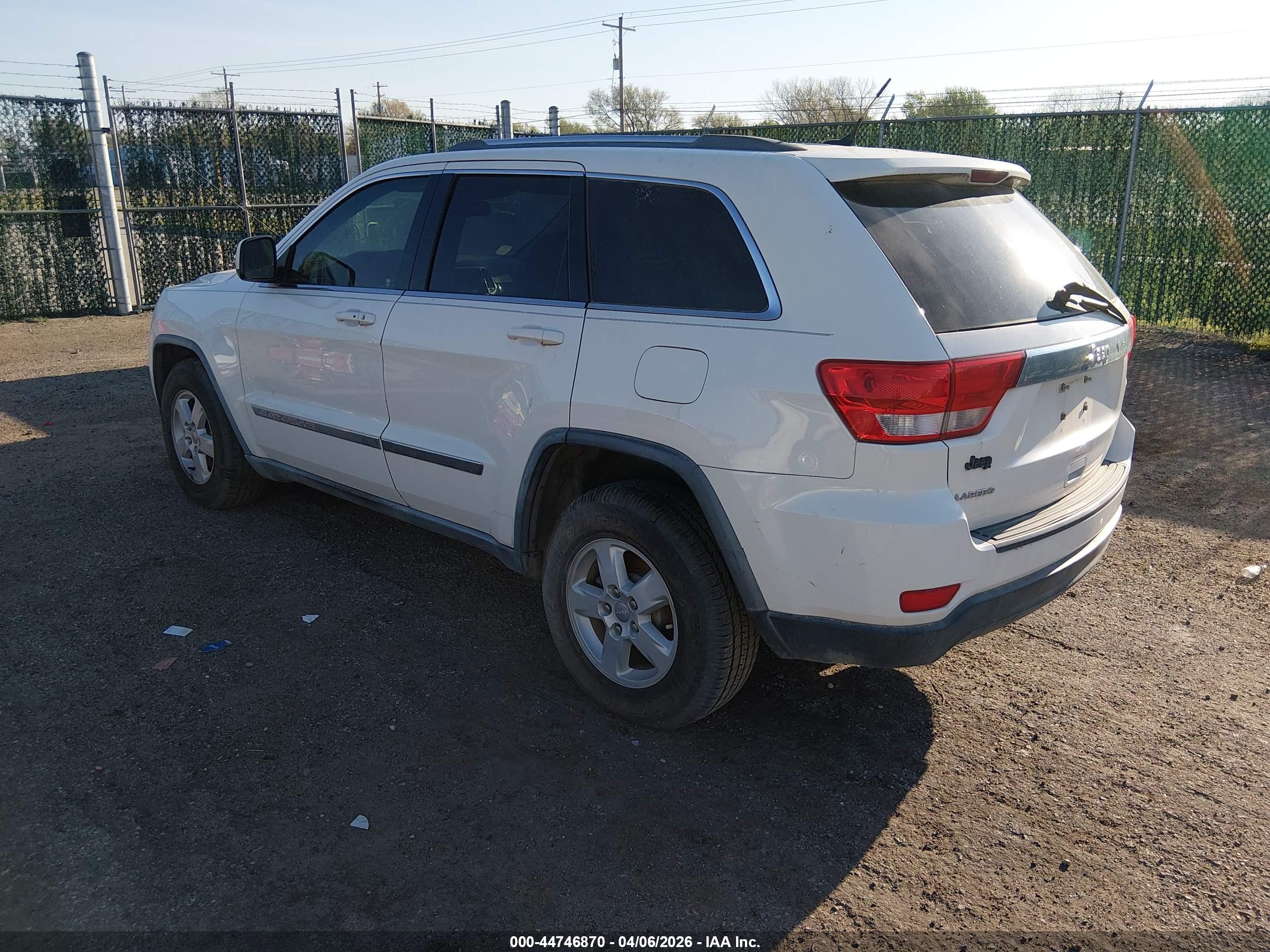 JEEP GRAND image 3