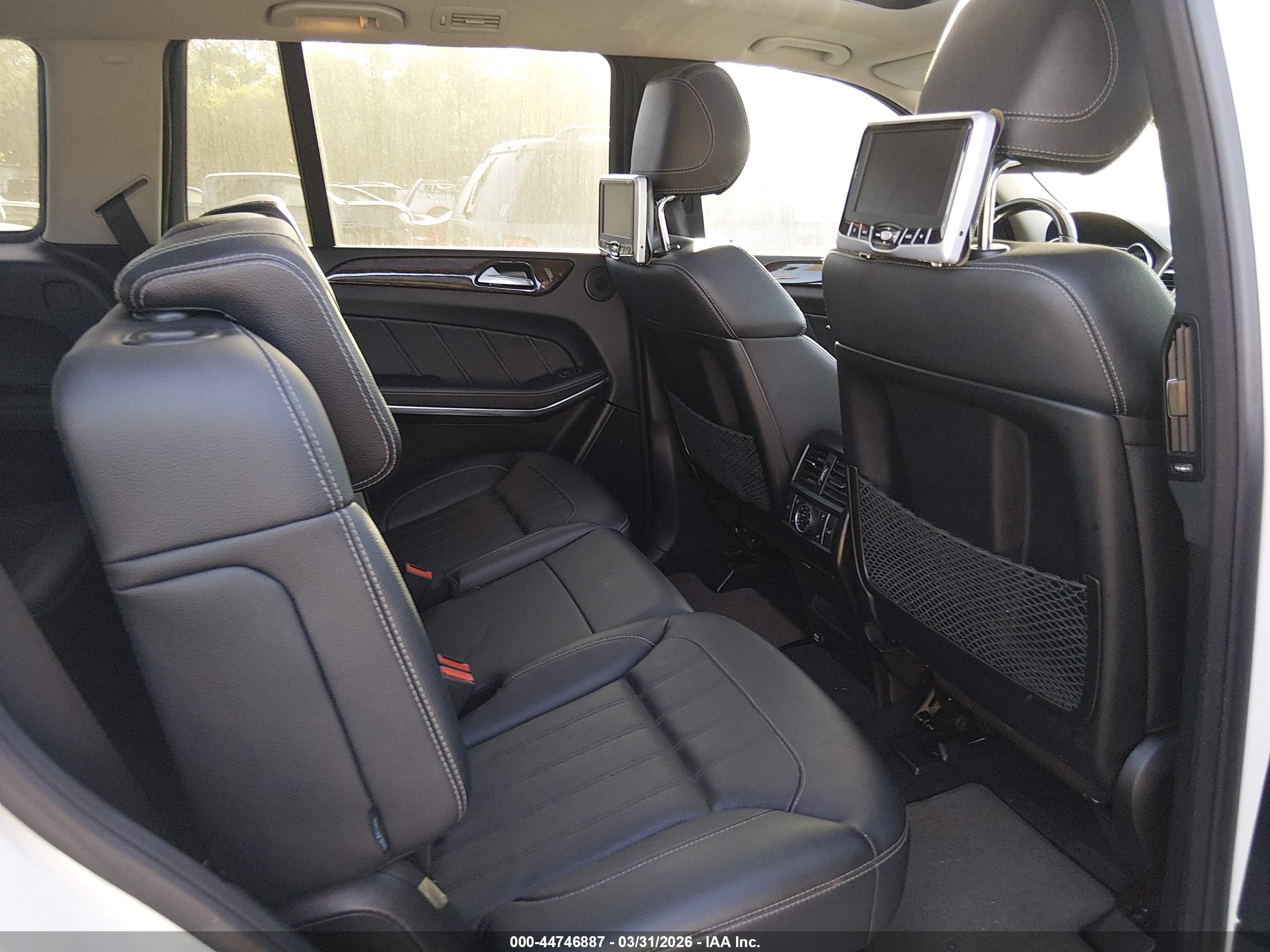 MERCEDES-BENZ GL image 8