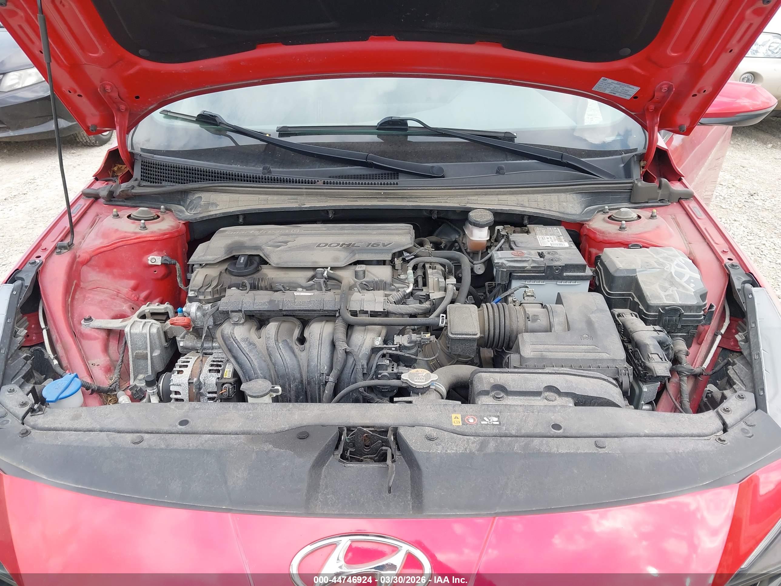 HYUNDAI ELANTRA image 10