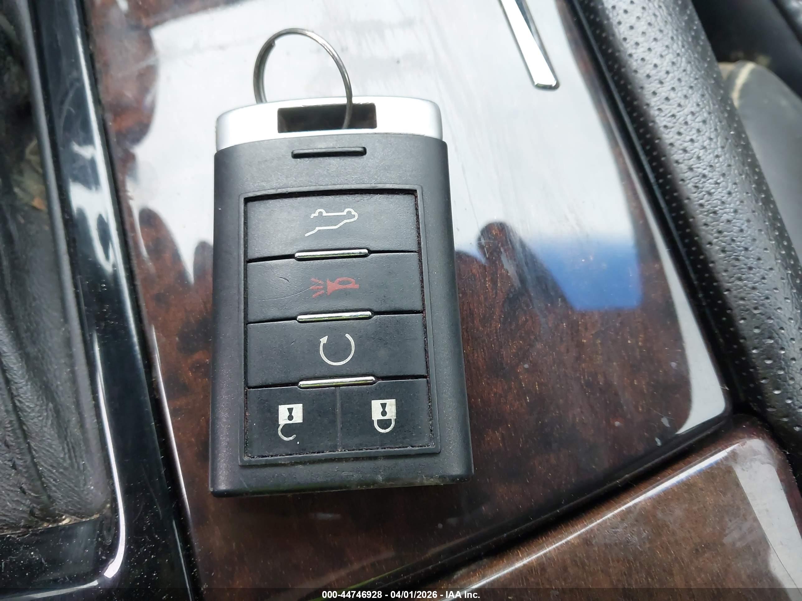 CADILLAC XTS image 11