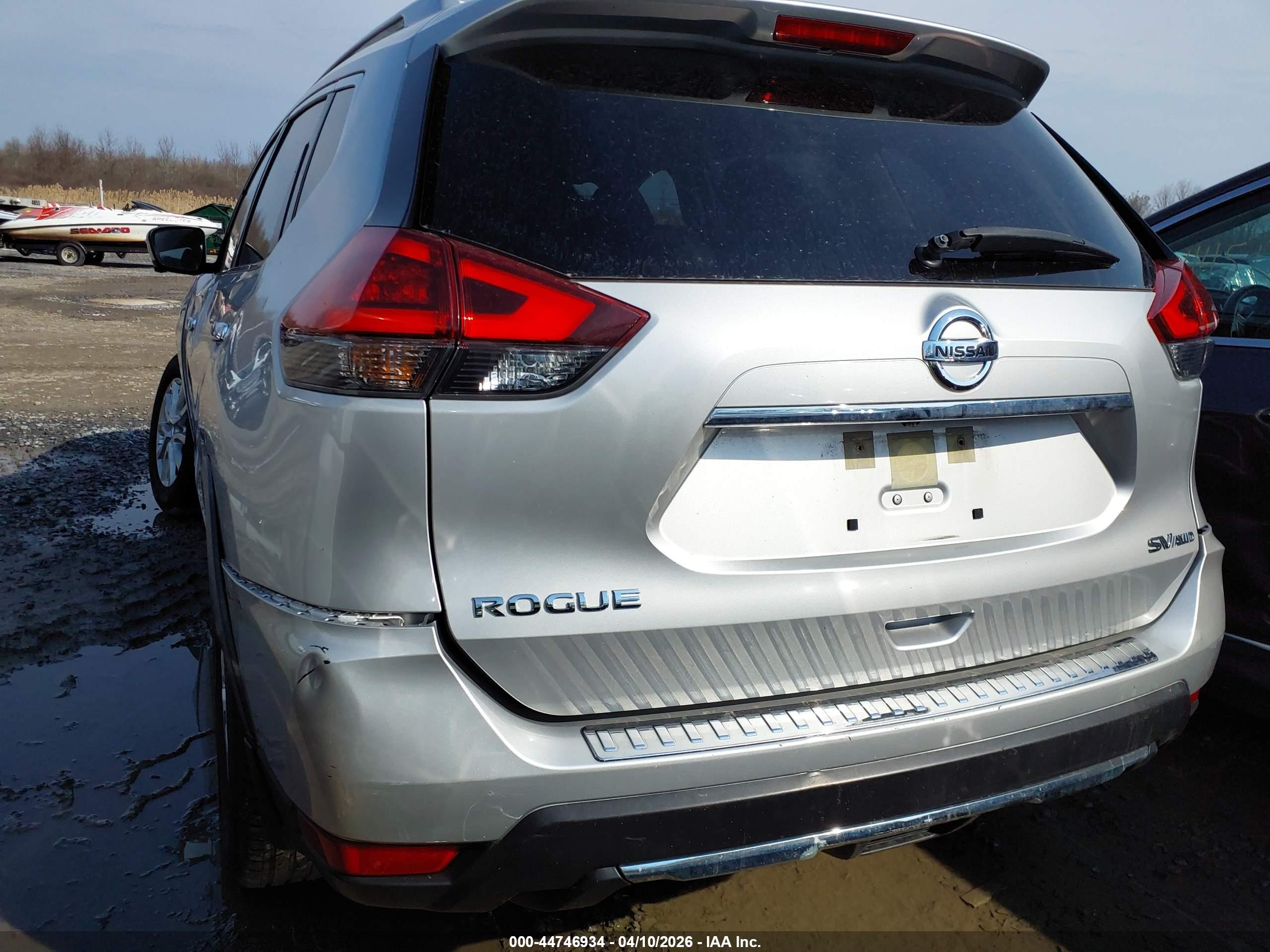 NISSAN ROGUE image 3