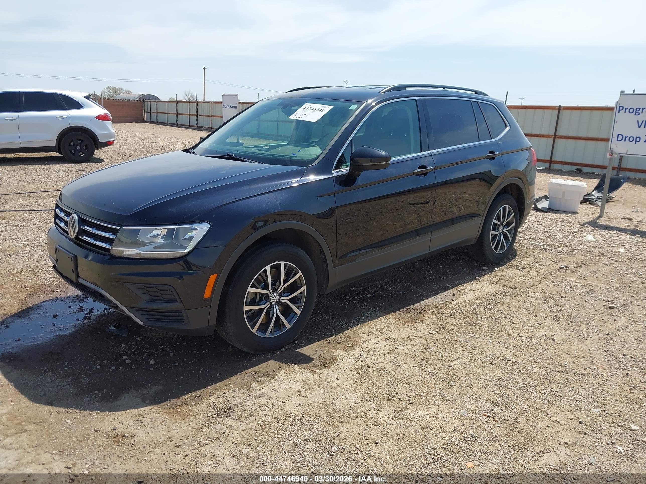 VOLKSWAGEN TIGUAN image 2
