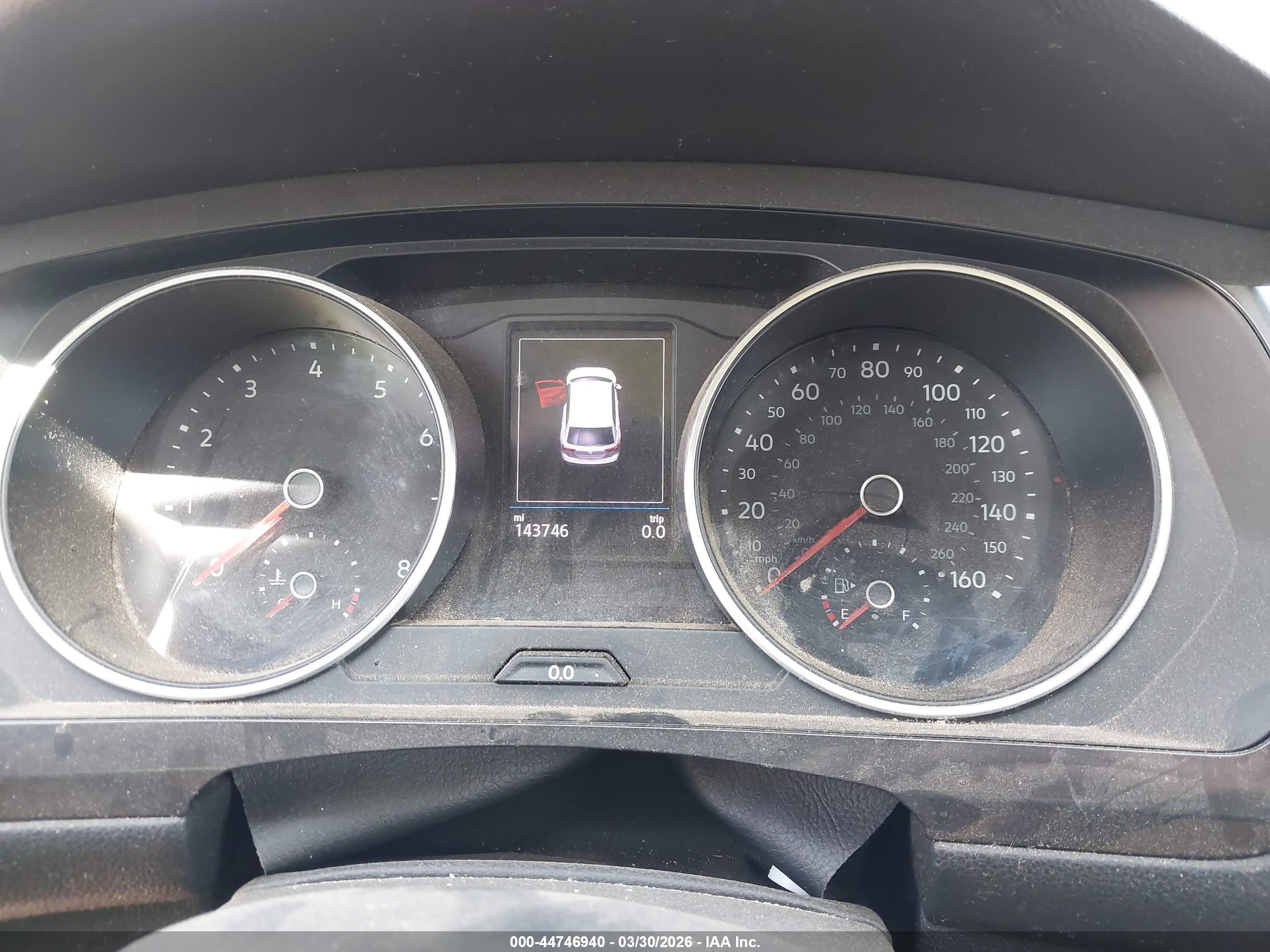 VOLKSWAGEN TIGUAN image 7