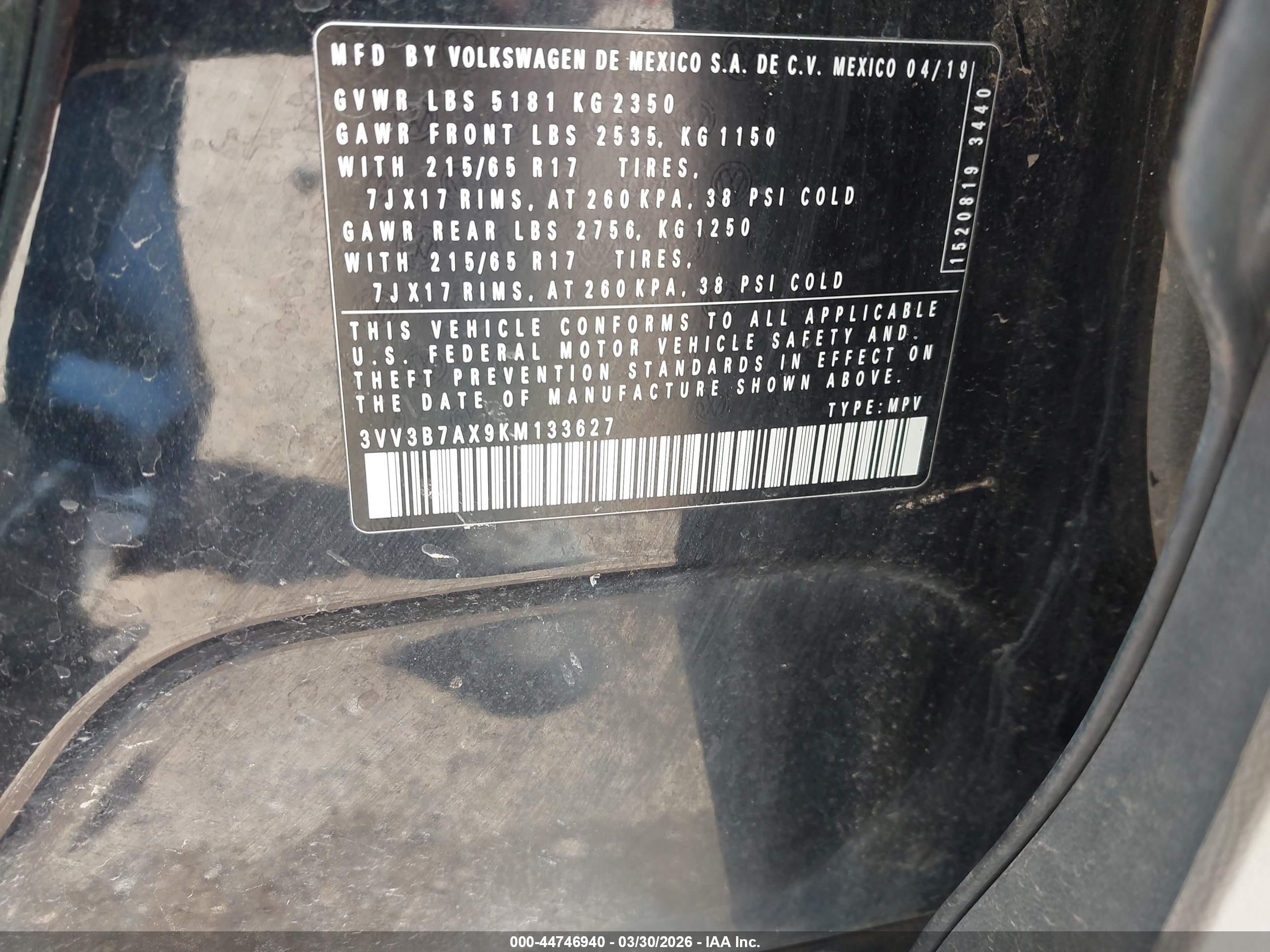 VOLKSWAGEN TIGUAN image 9