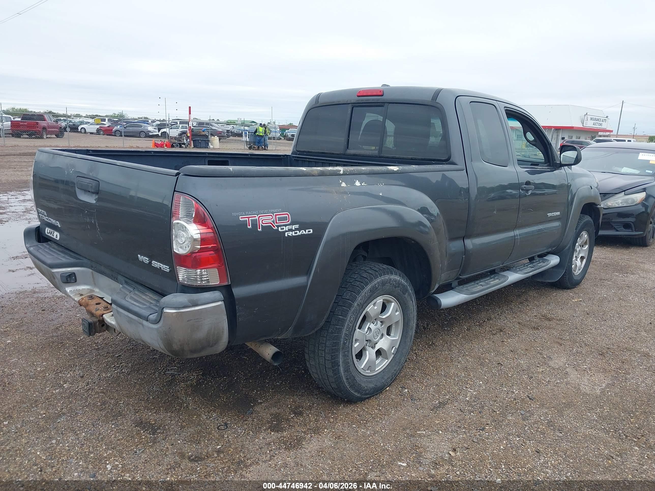 TOYOTA TACOMA image 4