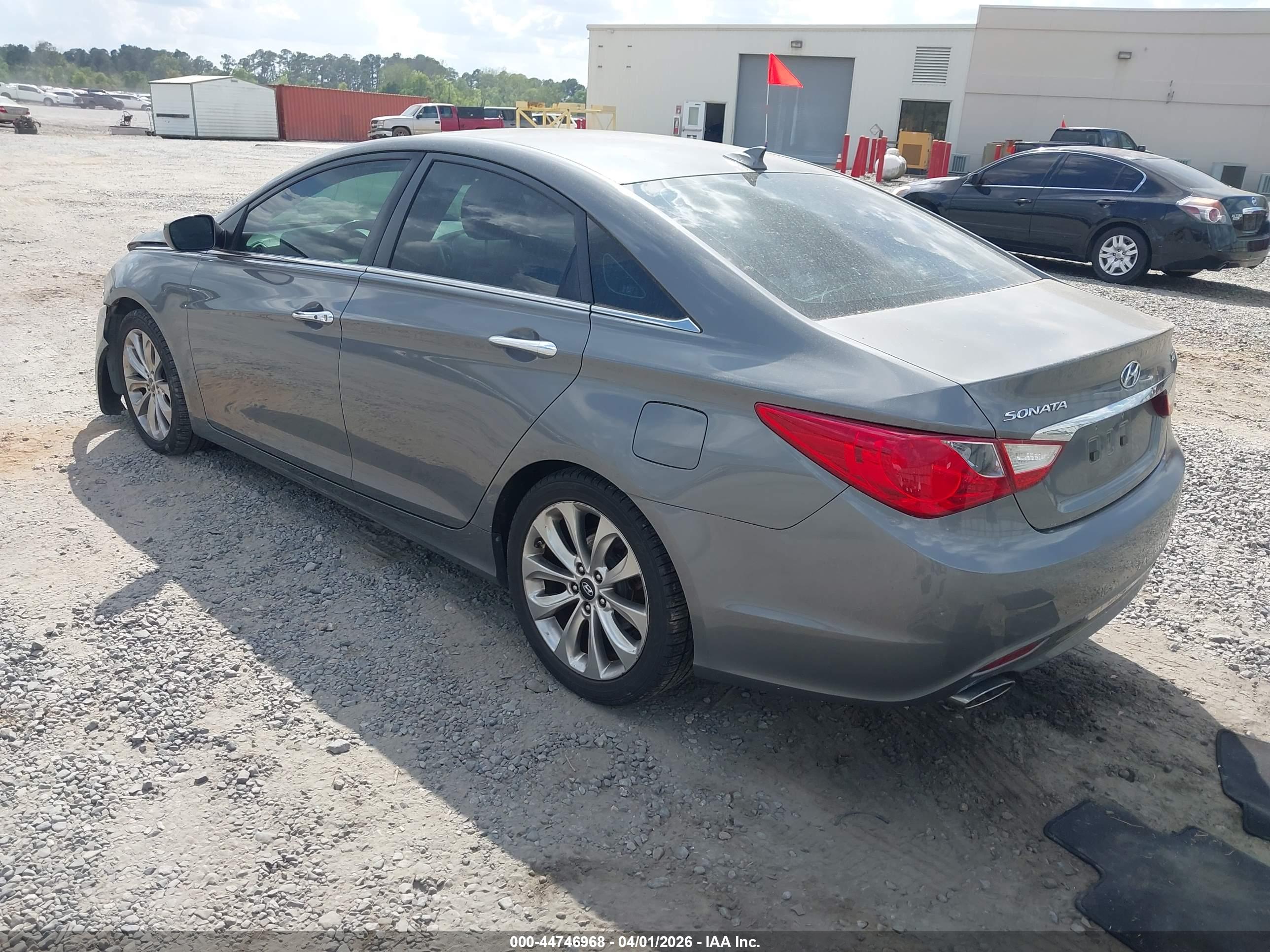 HYUNDAI SONATA image 3