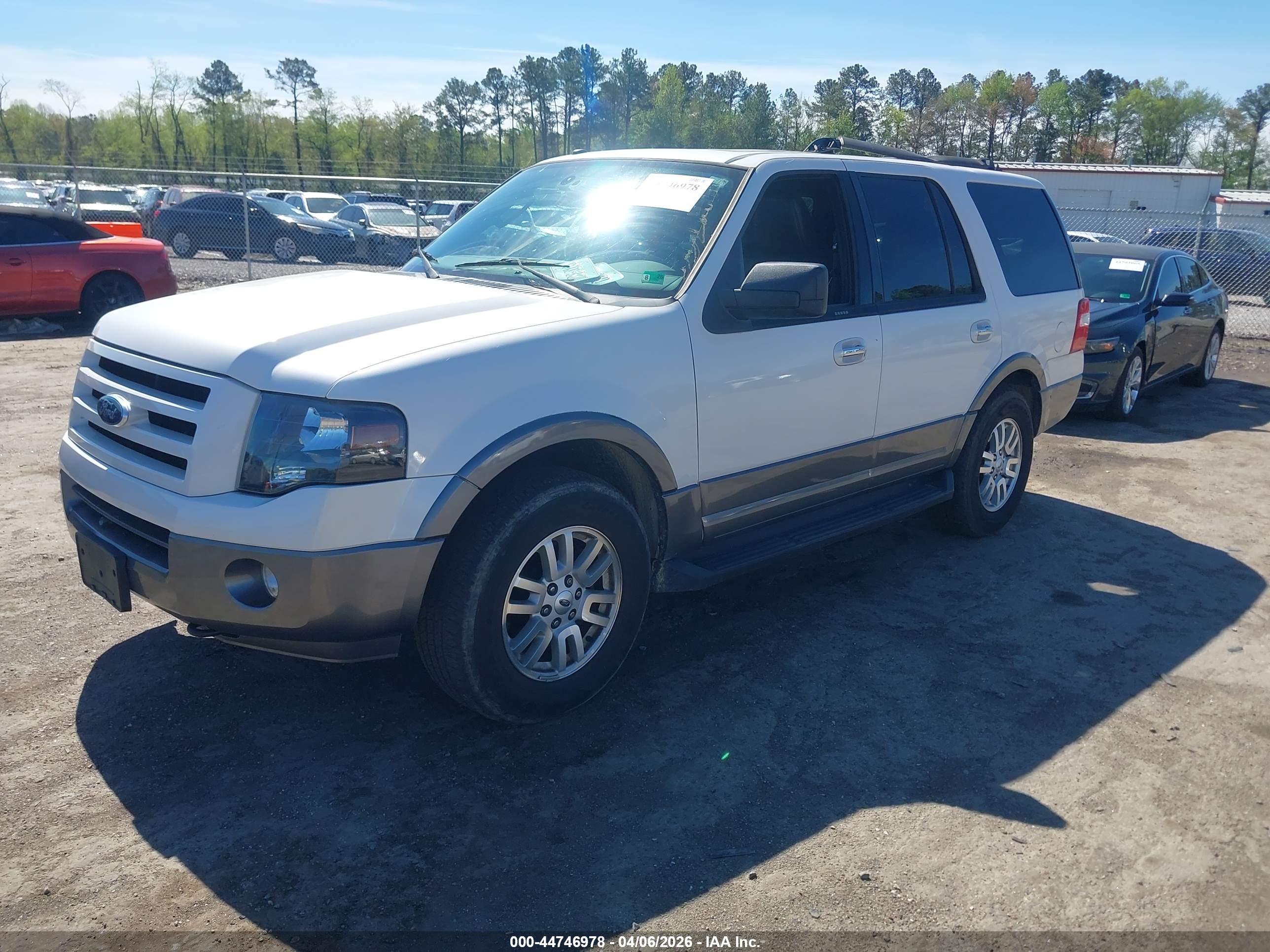 FORD EXPEDITION image 2