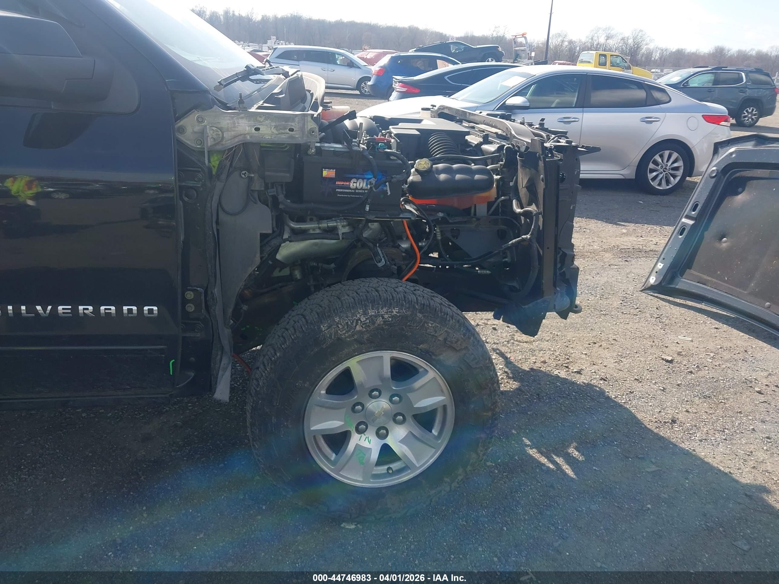 CHEVROLET SILVERADO image 6