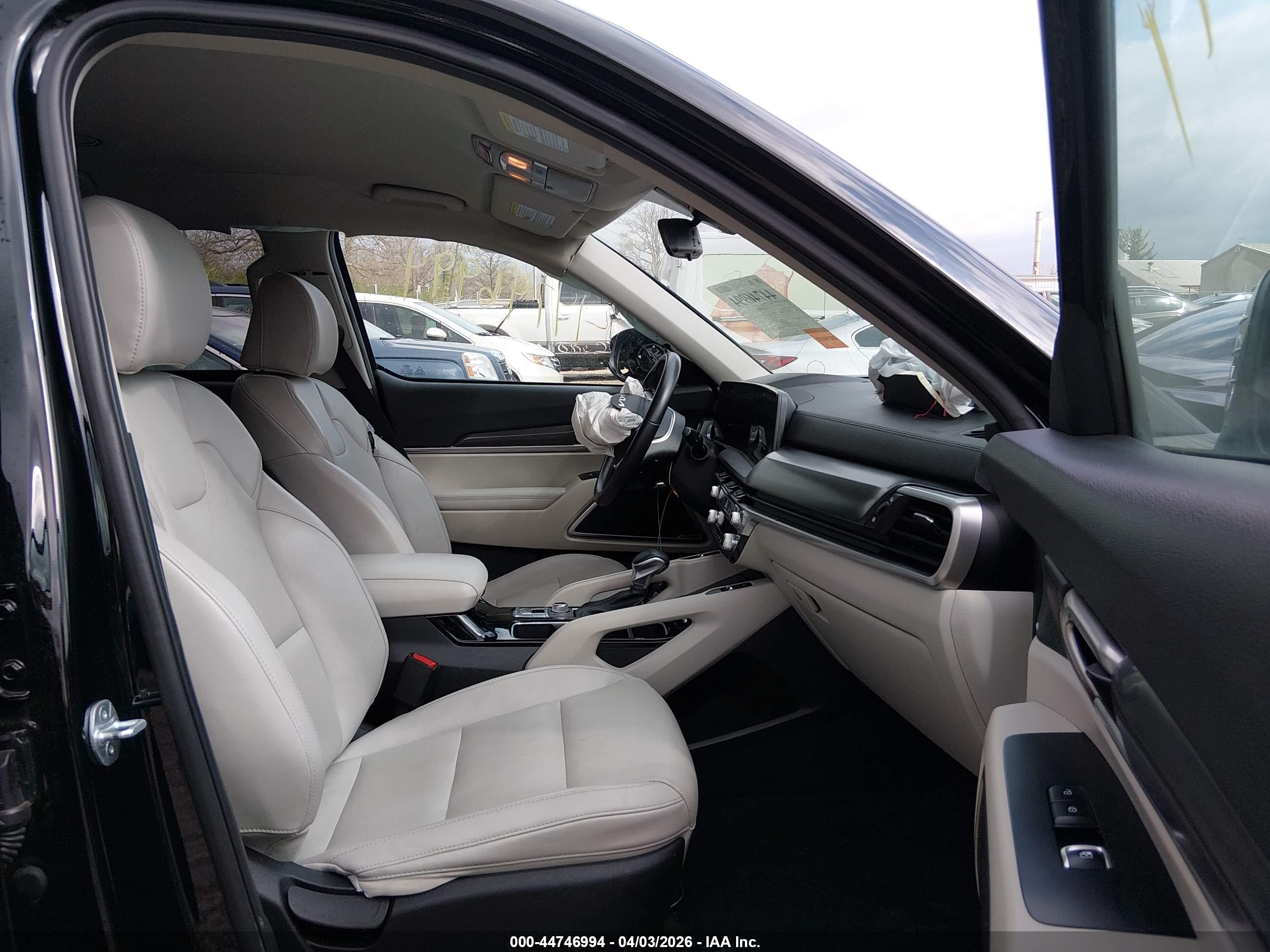 KIA TELLURIDE image 5