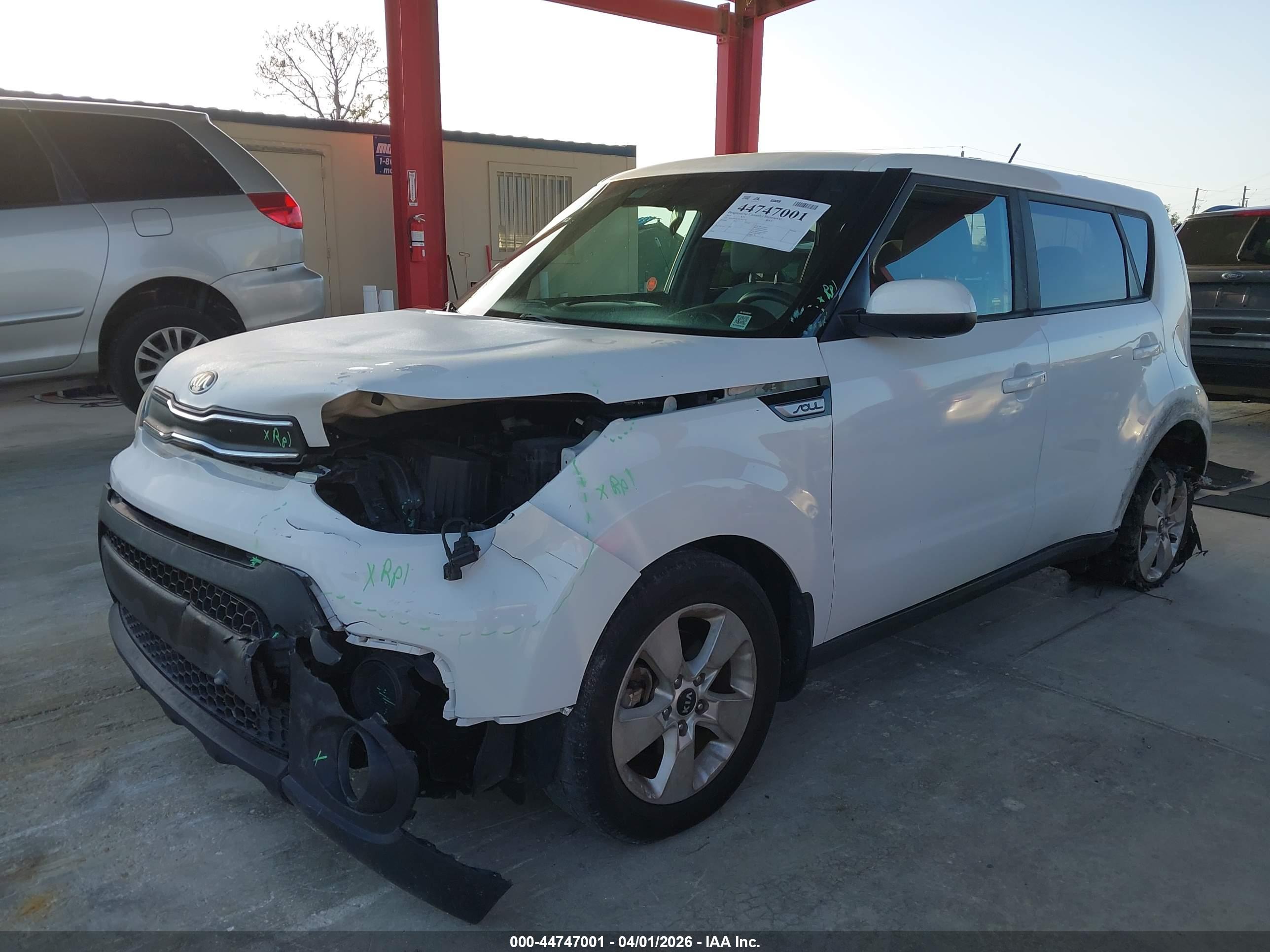 KIA SOUL image 2